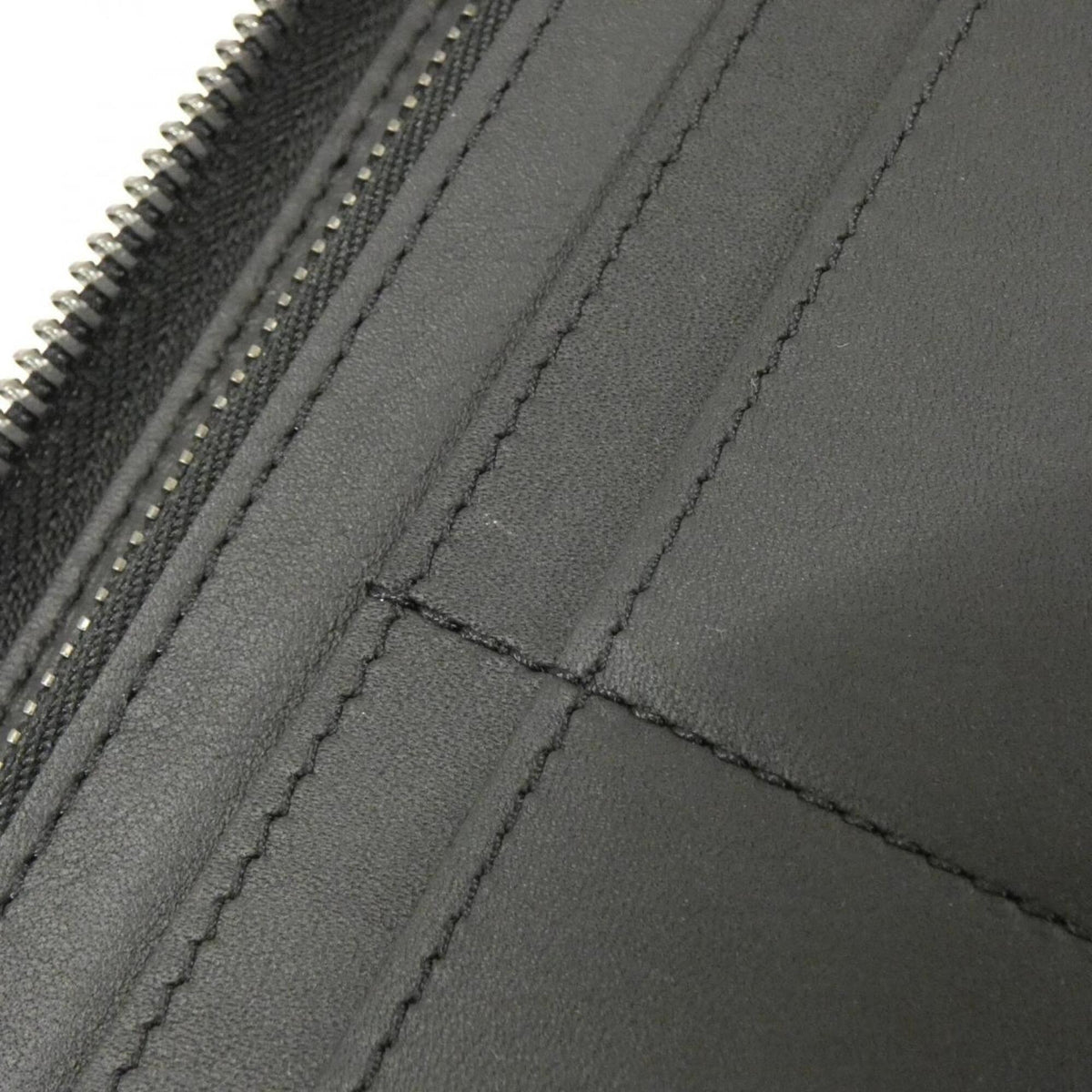 Louis Vuitton Black Infini Leather Long Wallet (Bi-Fold) (Pre-Owned)