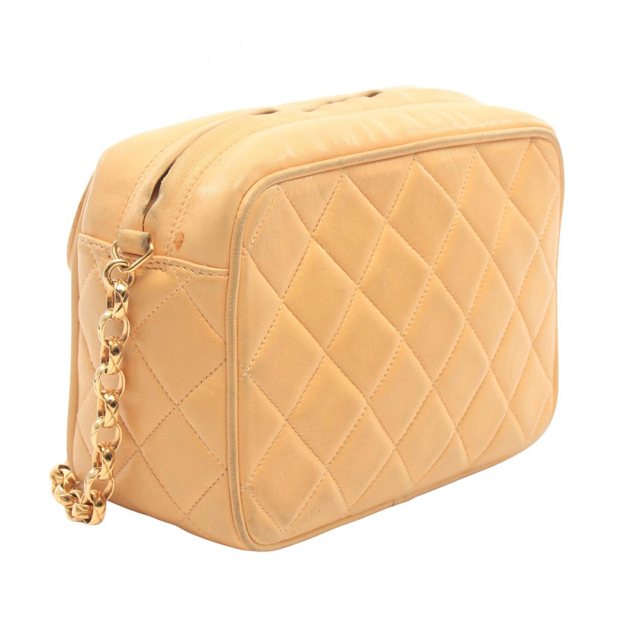 Chanel Beige Leather Handbag Shoulder Bag (Pre-Owned)