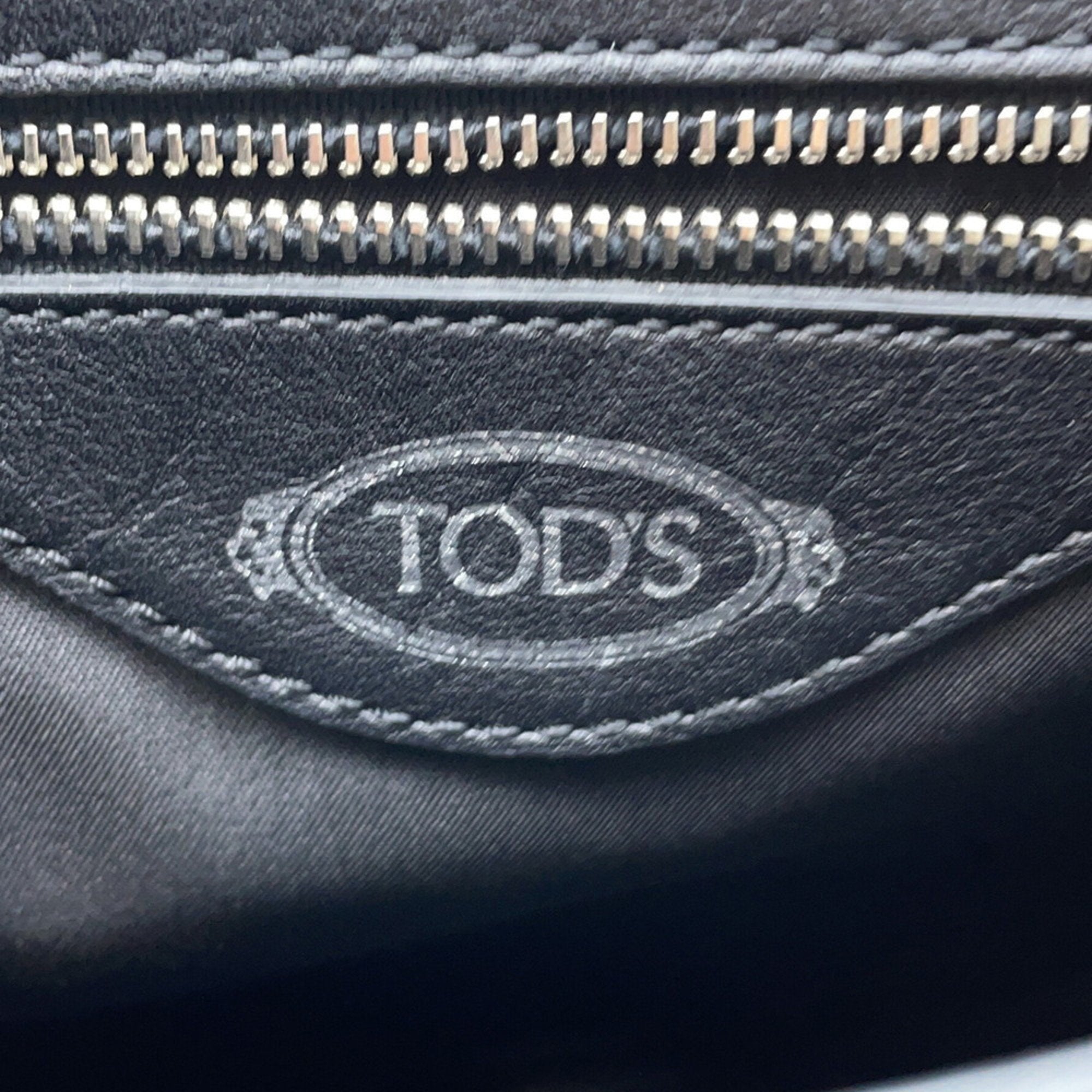 Tod's Brown Leather Handbag Shoulder Bag (Pre-Owned)