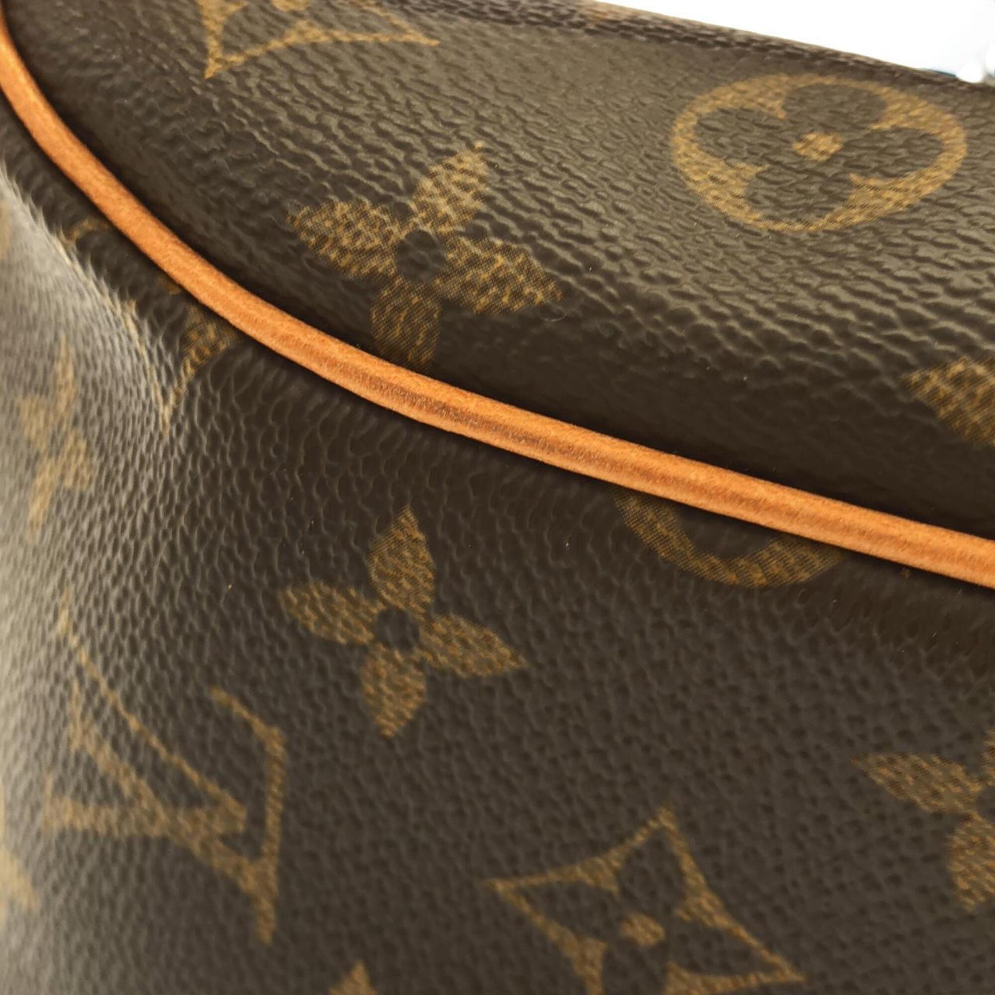 Louis Vuitton Marron Coated Canvas Shoulder Bag (Pre-Owned)