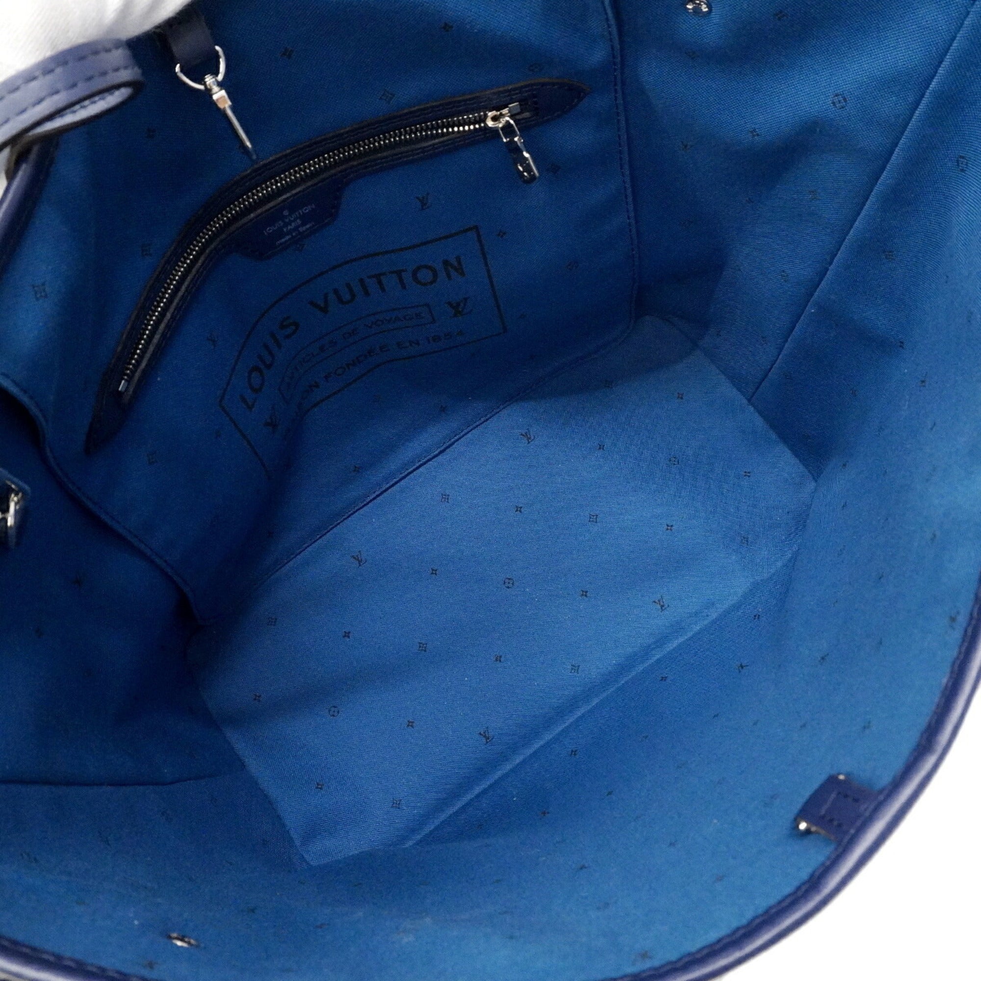 Louis Vuitton Blue Tote Bag (Pre-Owned)