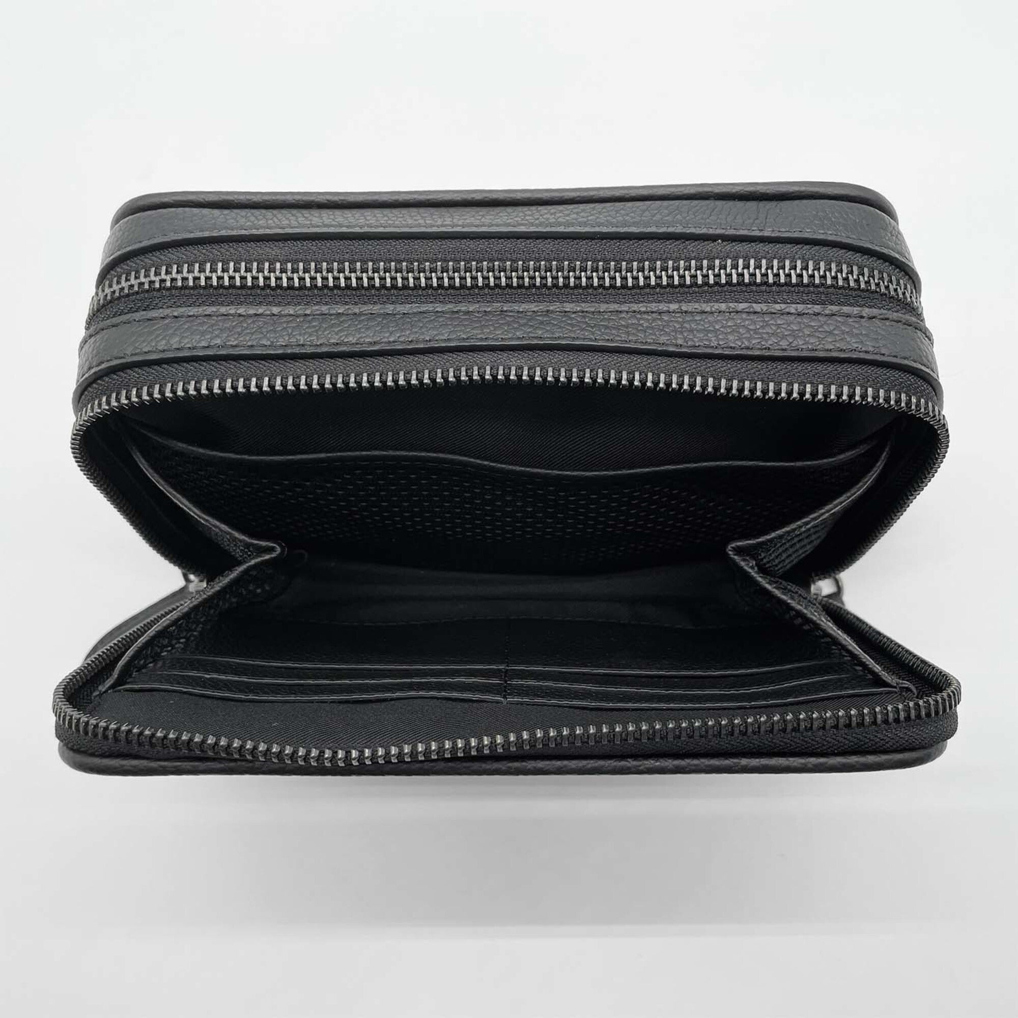 Coach Black Leather Shoulder Bag (Pre-Owned)