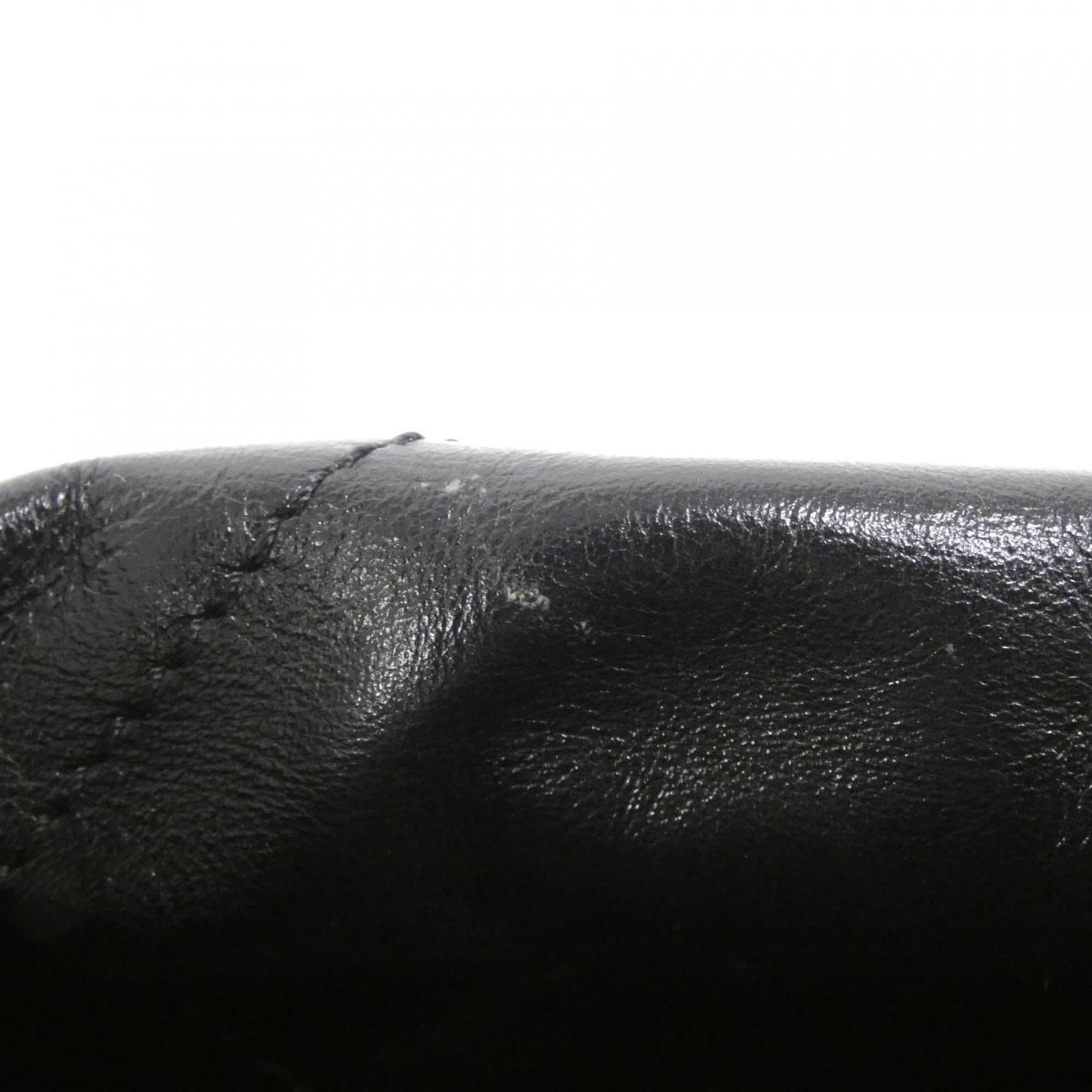 Chanel Black Leather Handbag (Pre-Owned)