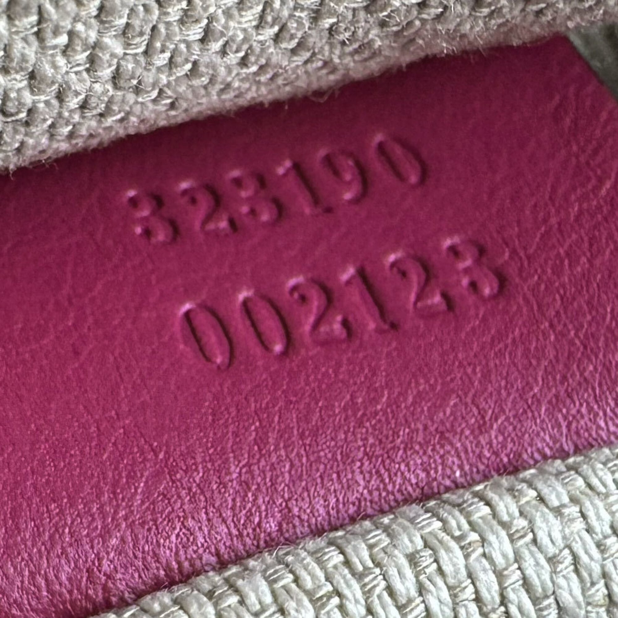 Gucci Pink Patent Leather Shoulder Bag (Pre-Owned)