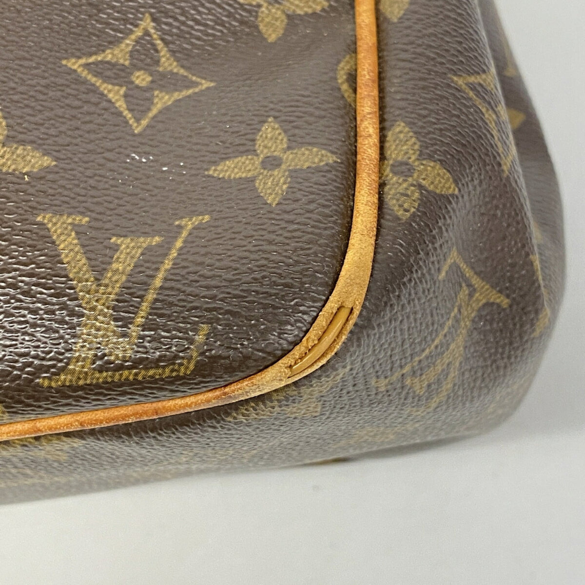 Louis Vuitton Brown Tote Bag (Pre-Owned)