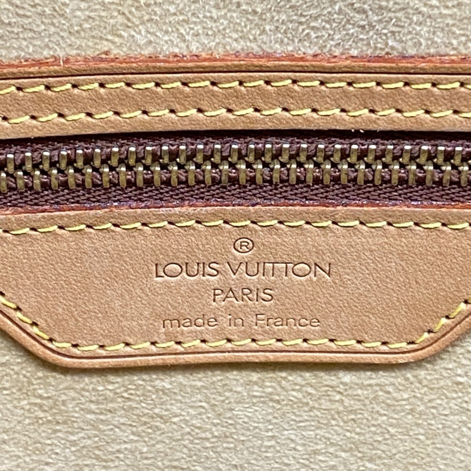 Louis Vuitton Brown Tote Bag (Pre-Owned)