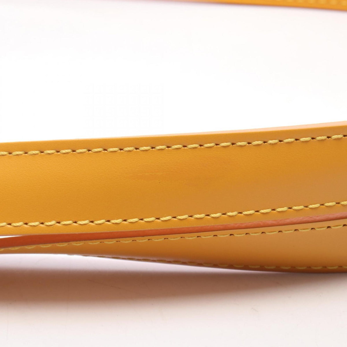 Louis Vuitton Yellow Leather Handbag Shoulder Bag (Pre-Owned)