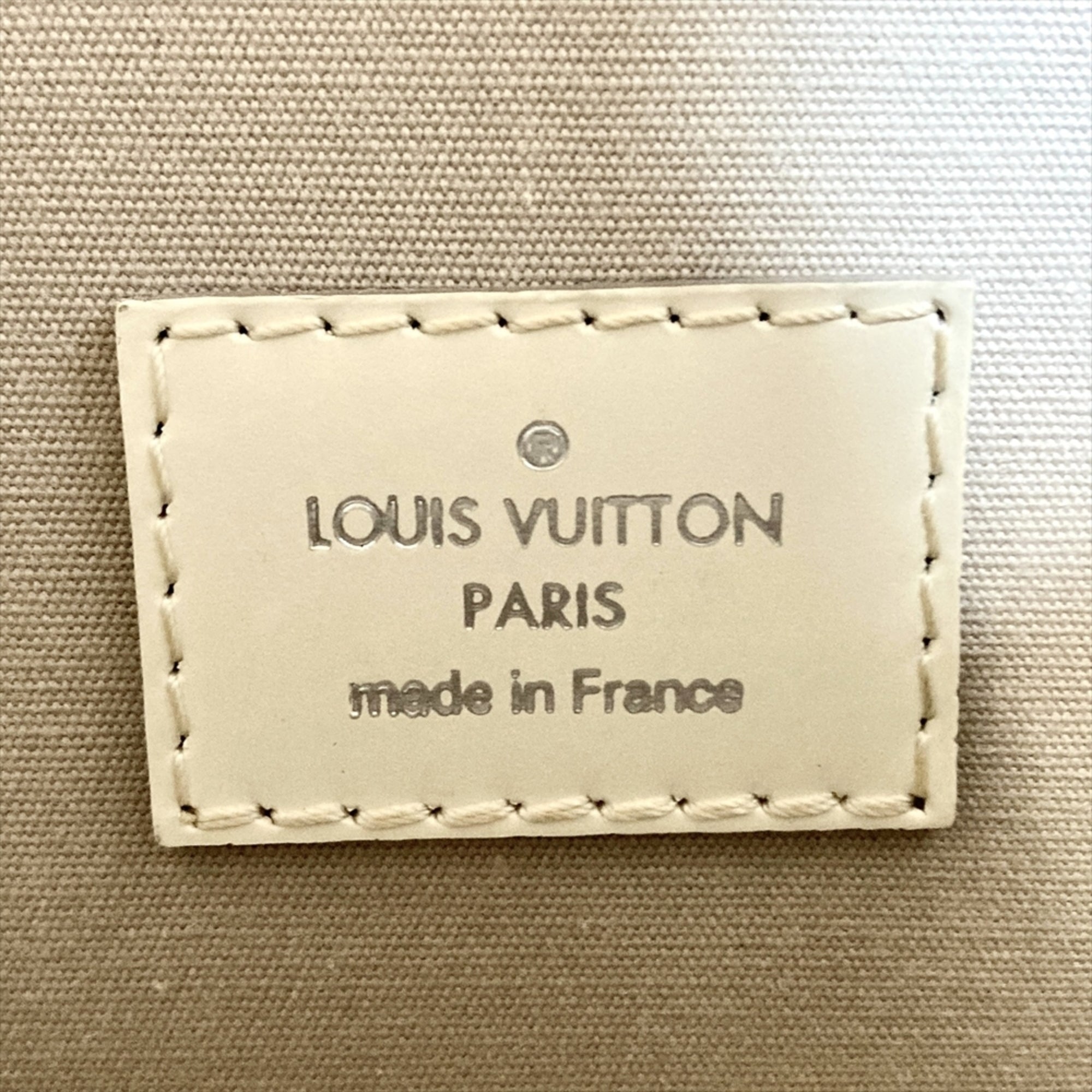Louis Vuitton Beige Lv Off White Epi Leather Shoulder Bag (Pre-Owned)
