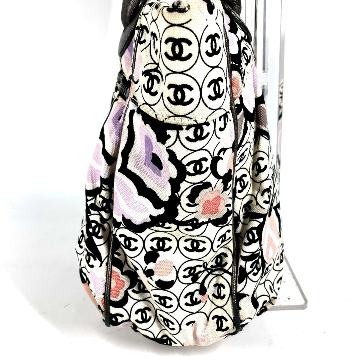 Chanel Multi-Color Leather Shoulder Bag Tote Bag (Pre-Owned)