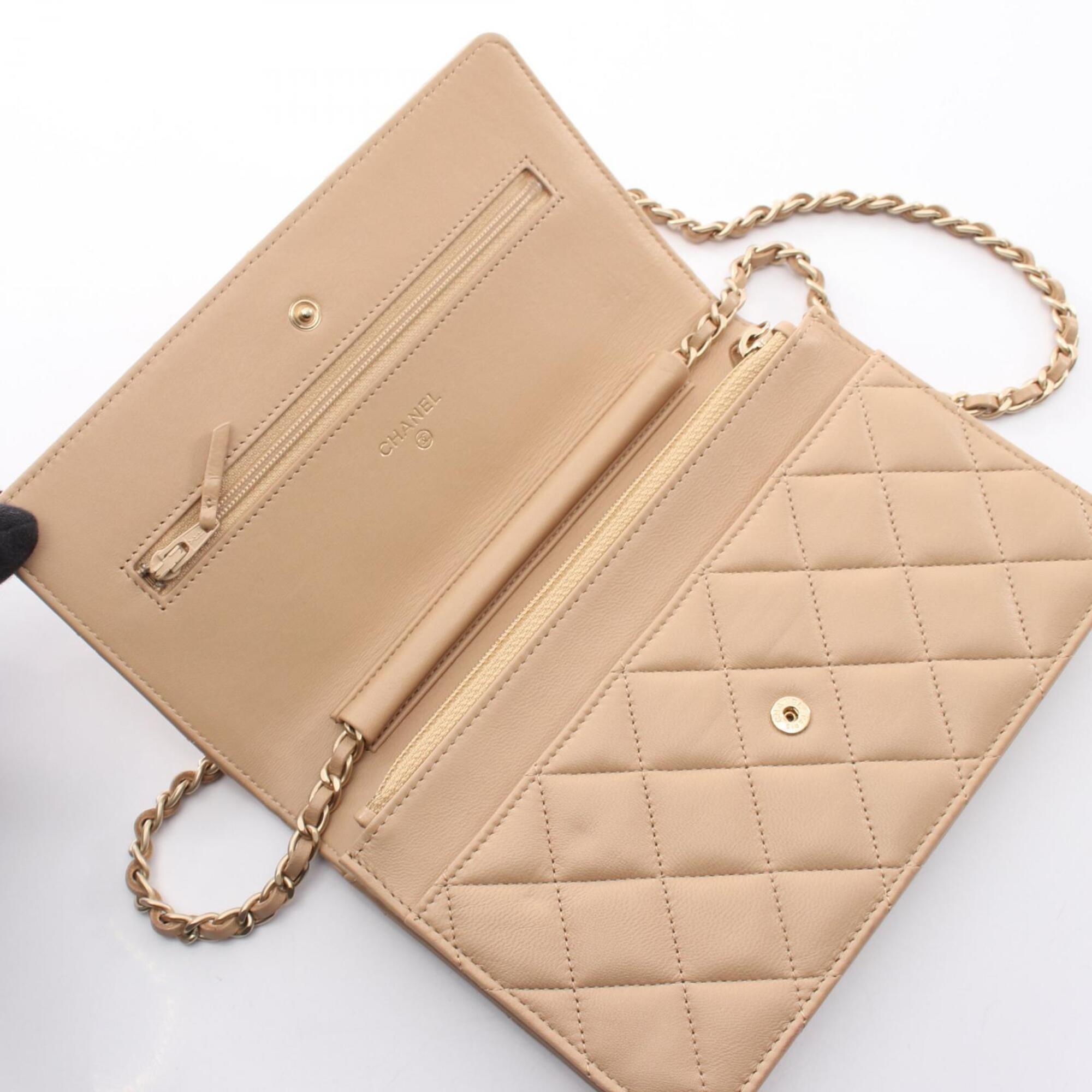 Chanel Beige Leather Handbag Shoulder Bag (Pre-Owned)