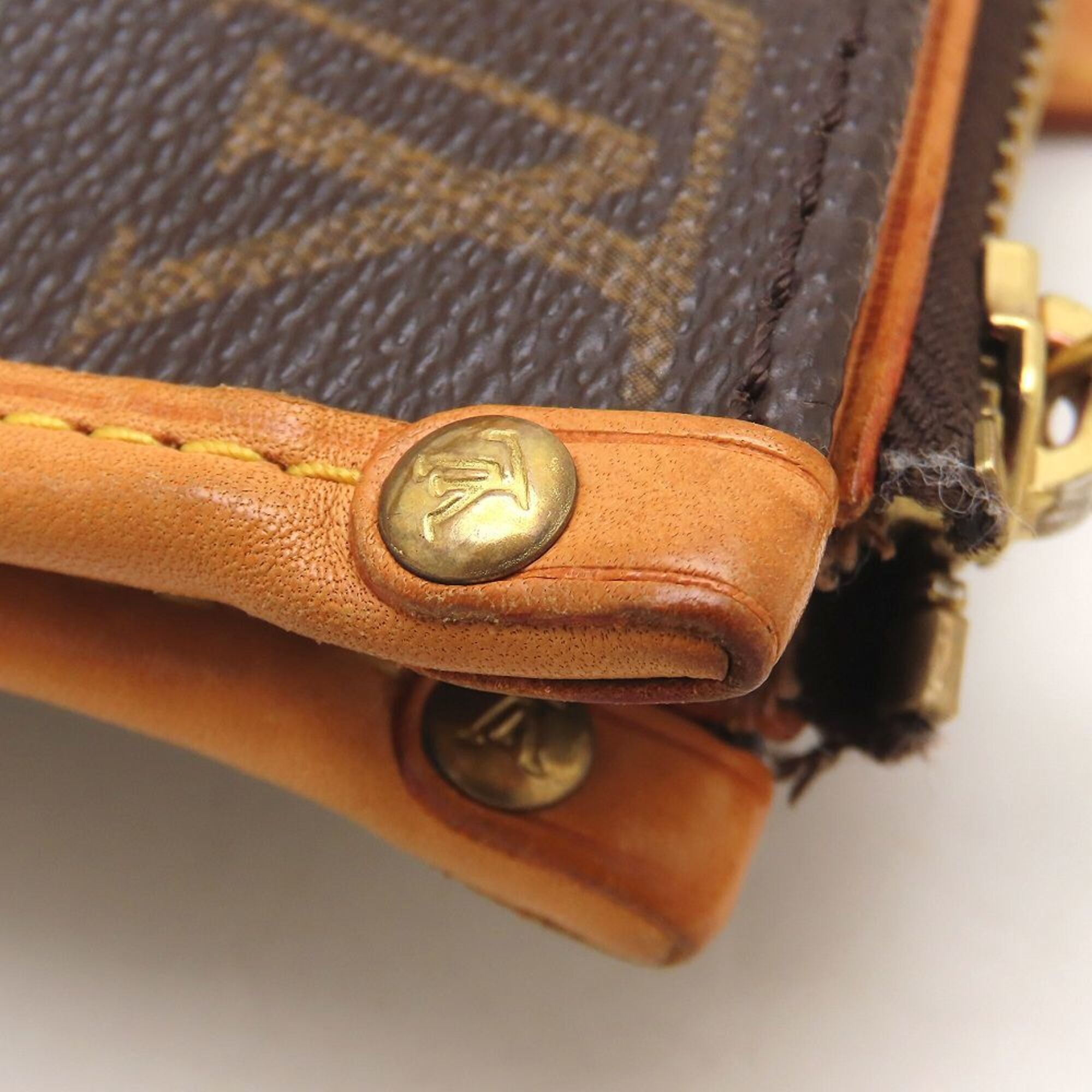 Louis Vuitton Monogram Brown Monogram Shoulder Bag (Pre-Owned)