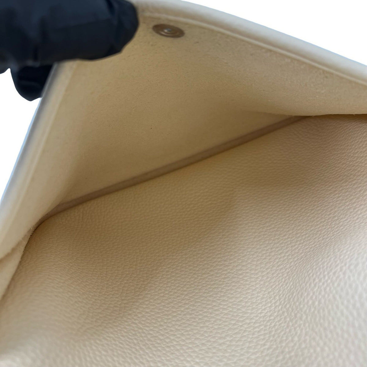 Hermes Beige Taurillon Clemence Leather Shoulder Bag (Pre-Owned)