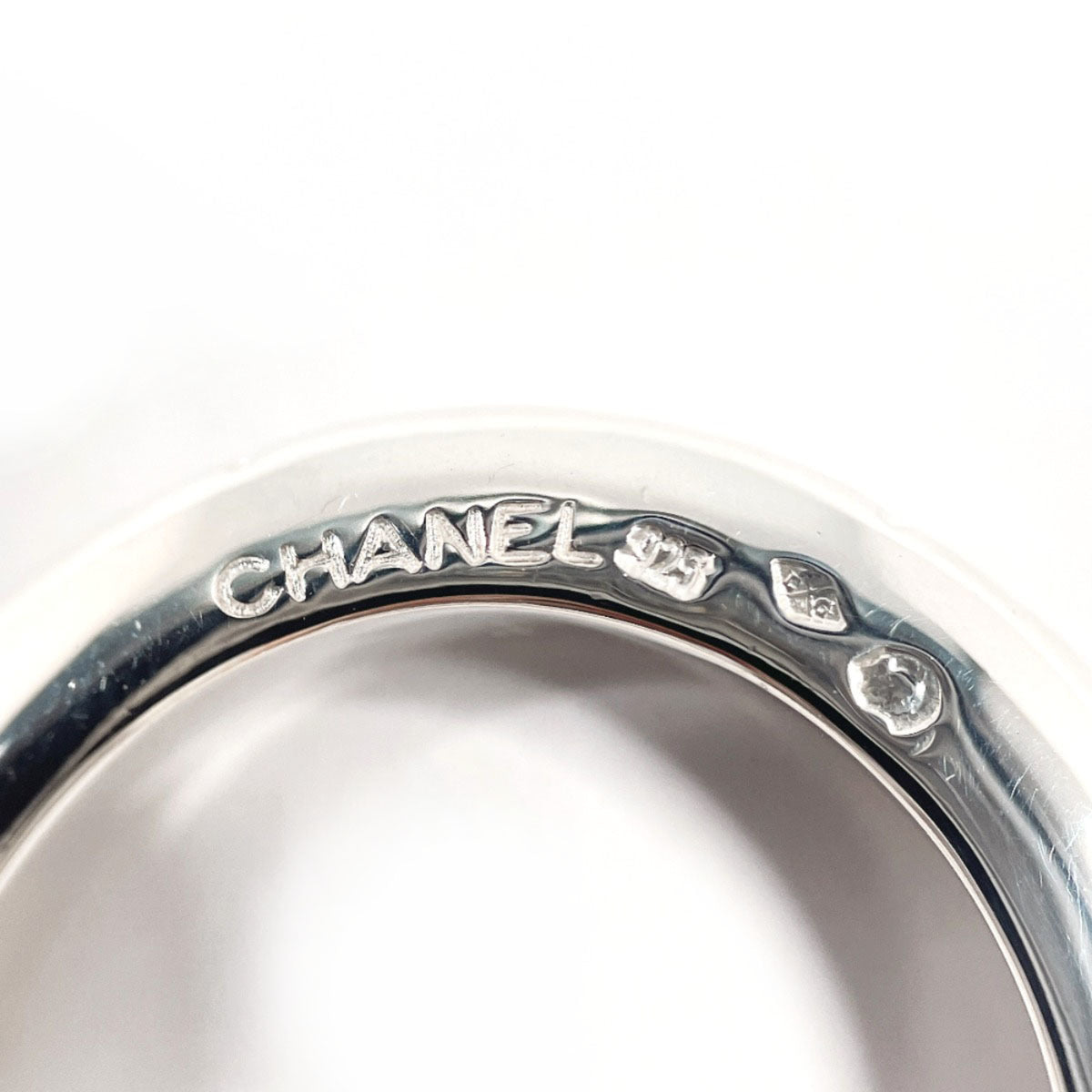 Chanel Silver Silver 925 Band Ring (Pre-Owned)