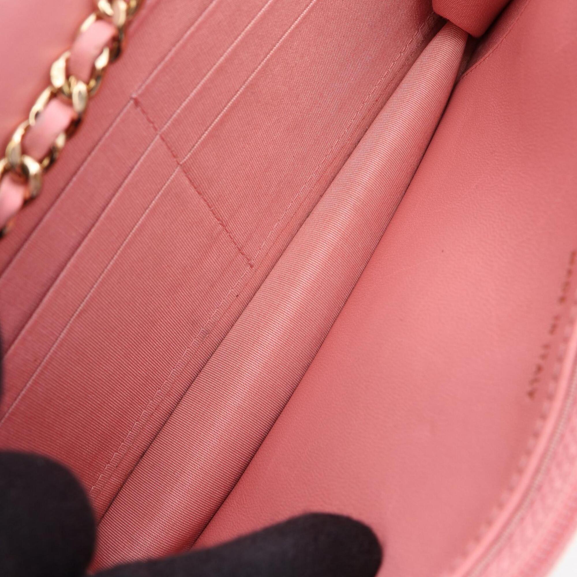 Chanel Pink Leather Handbag Shoulder Bag (Pre-Owned)