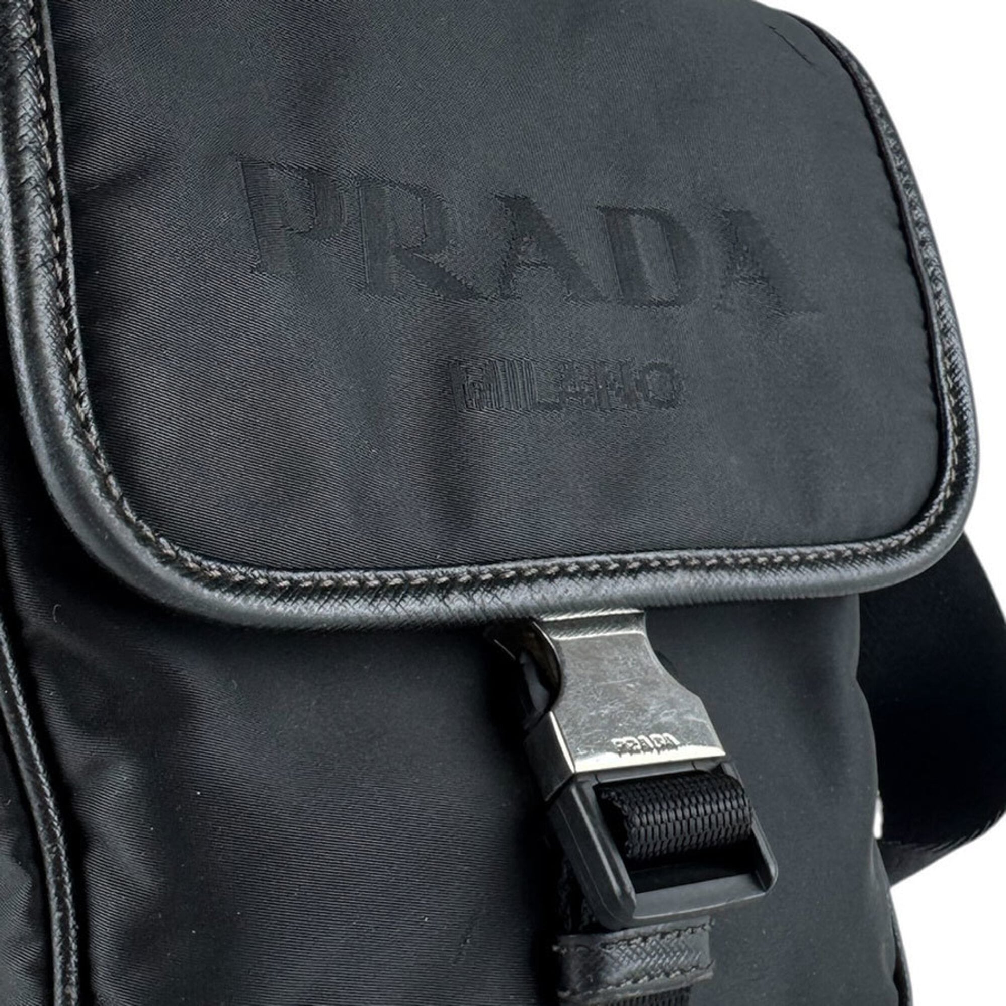 Prada Black Nylon Shoulder Bag (Pre-Owned)