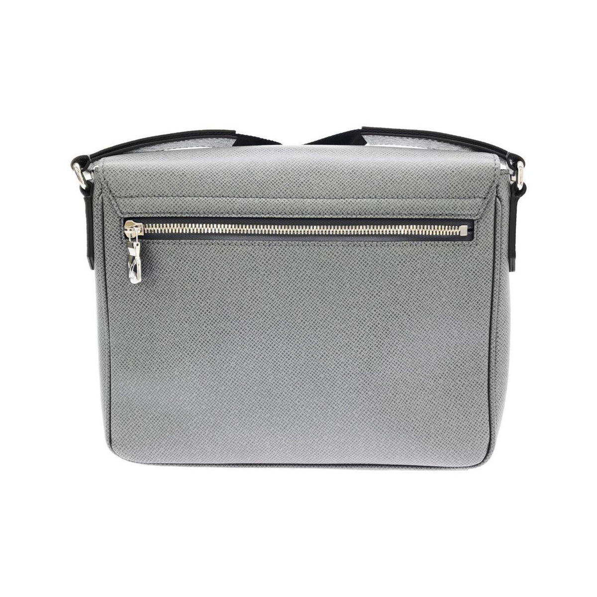 Louis Vuitton Taiga Glacier Leather Shoulder Bag (Pre-Owned)