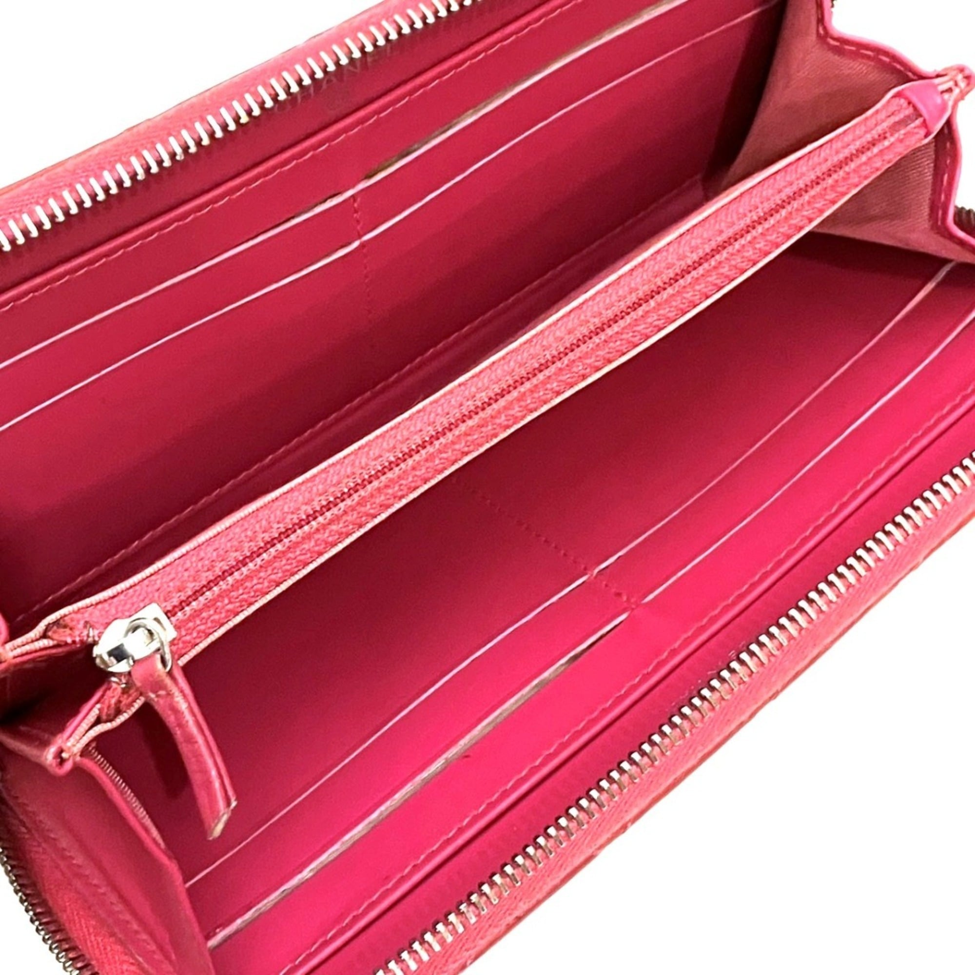 Chanel Matelasse Pink Patent Leather Long Wallet (Bi-Fold) (Pre-Owned)