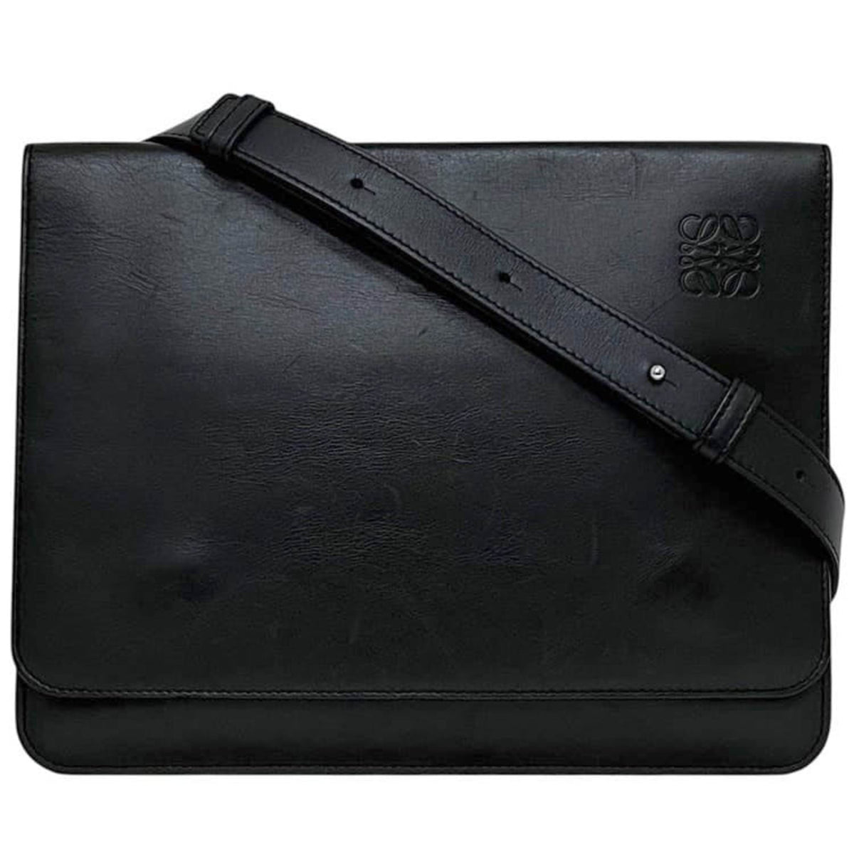 Loewe Black Leather Shoulder Bag (Pre-Owned)