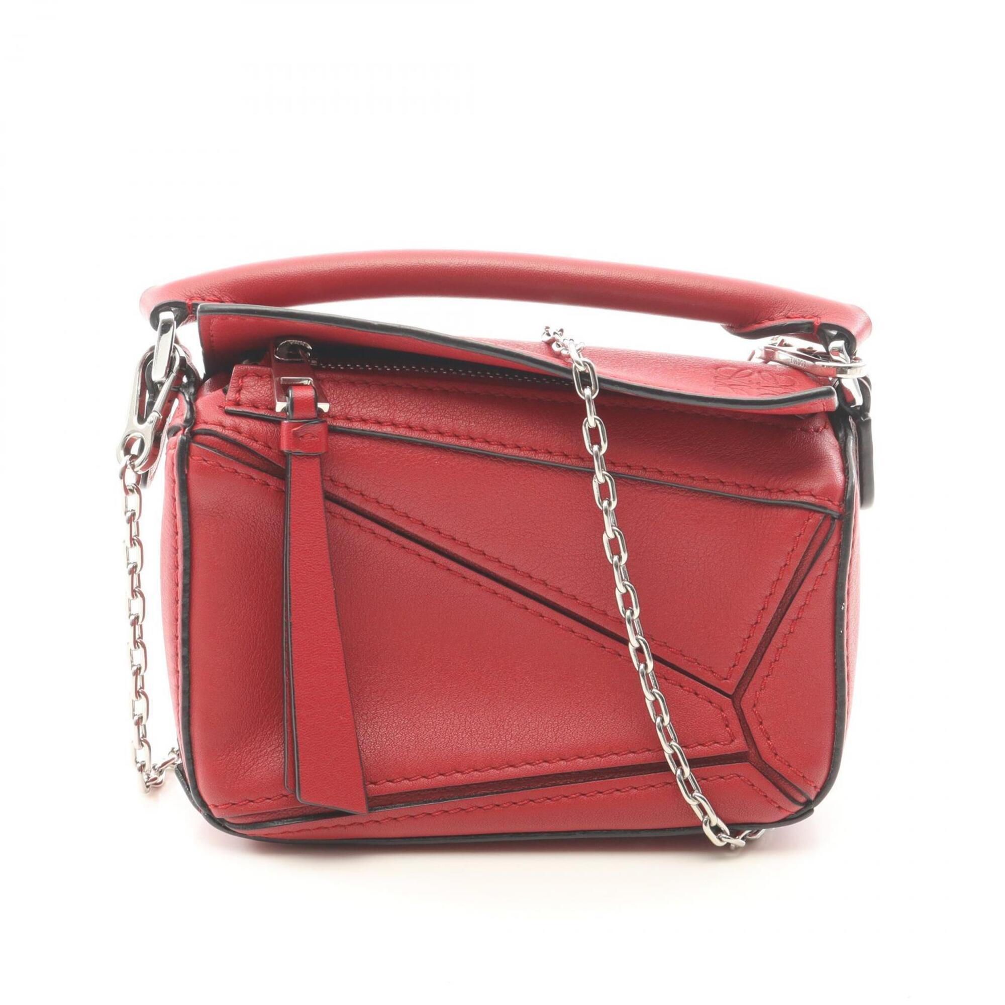 Loewe Red Color Leather Handbag (Pre-Owned)