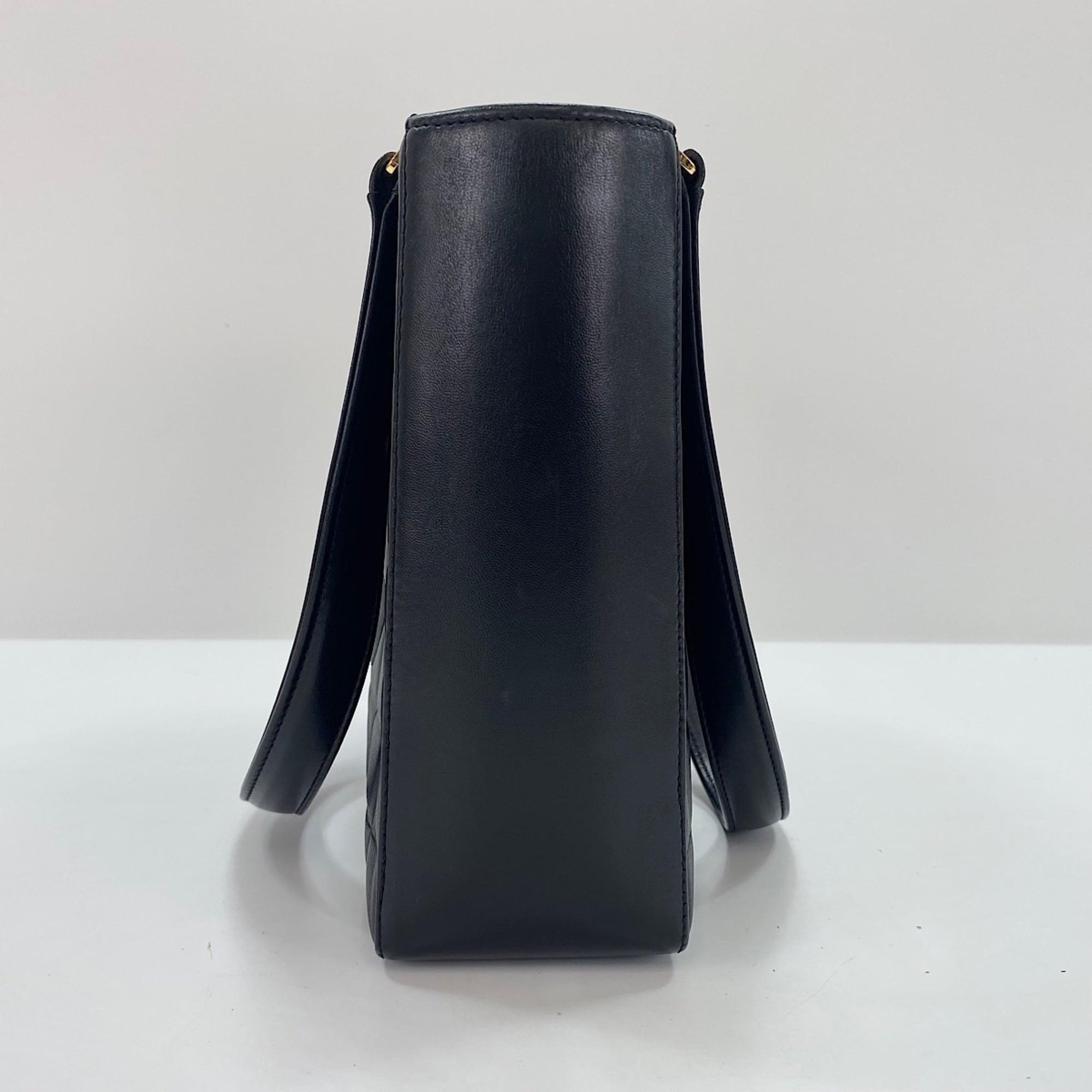 Chanel Black Tote Bag (Pre-Owned)