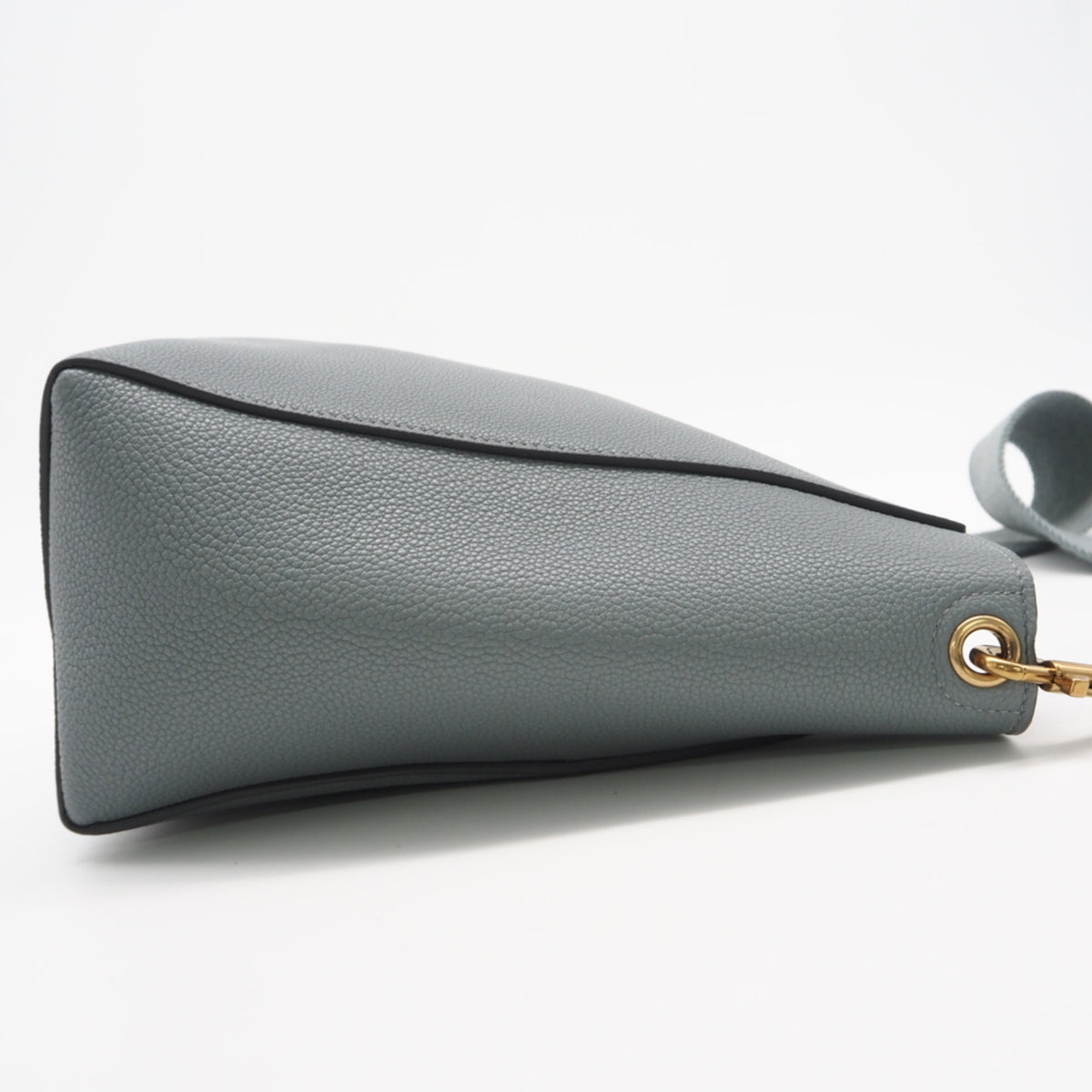 Celine Blue Leather Shoulder Bag (Pre-Owned)