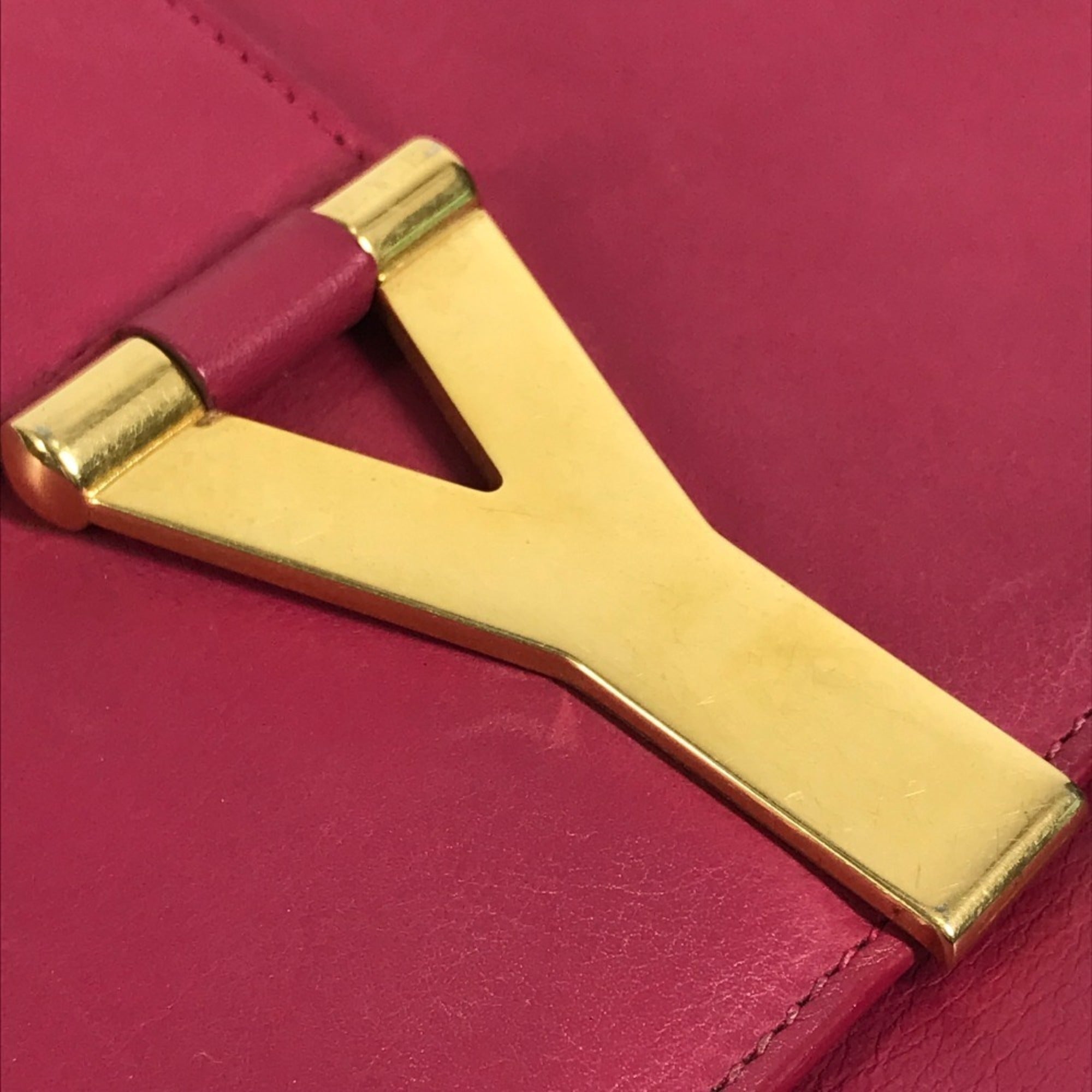Yves Saint Laurent Pink Leather Clutch Bag Handbag (Pre-Owned)