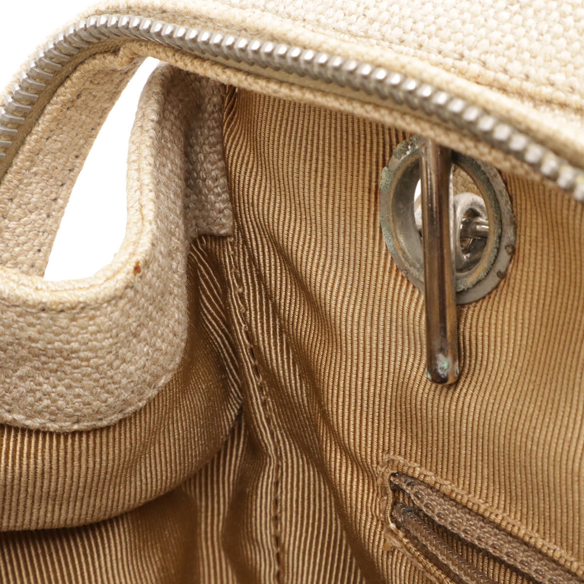Chanel Beige Linen Shoulder Bag (Pre-Owned)