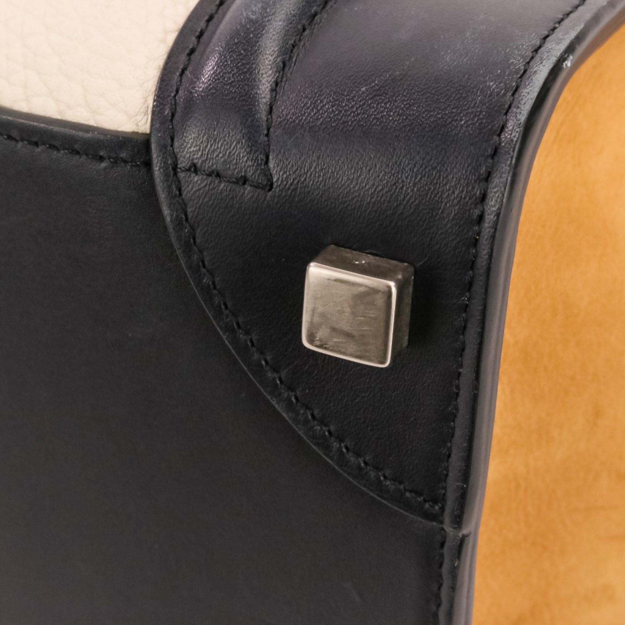 Celine Beige Black White Leather Handbag Tote Bag (Pre-Owned)