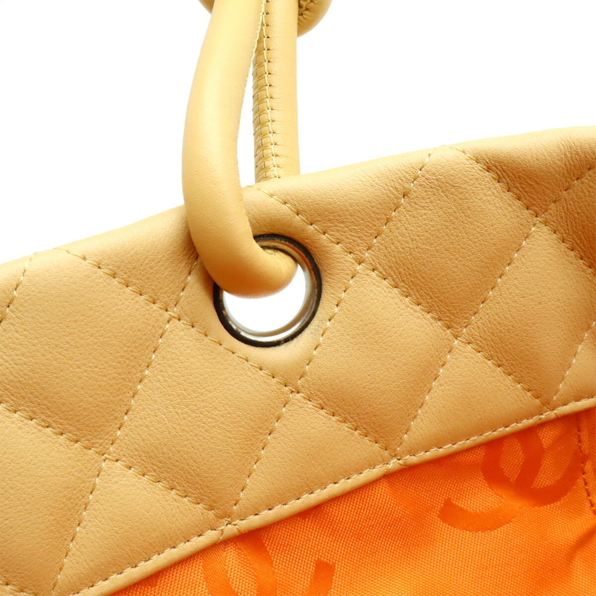 Chanel Beige Yellow Leather Shoulder Bag Tote Bag (Pre-Owned)