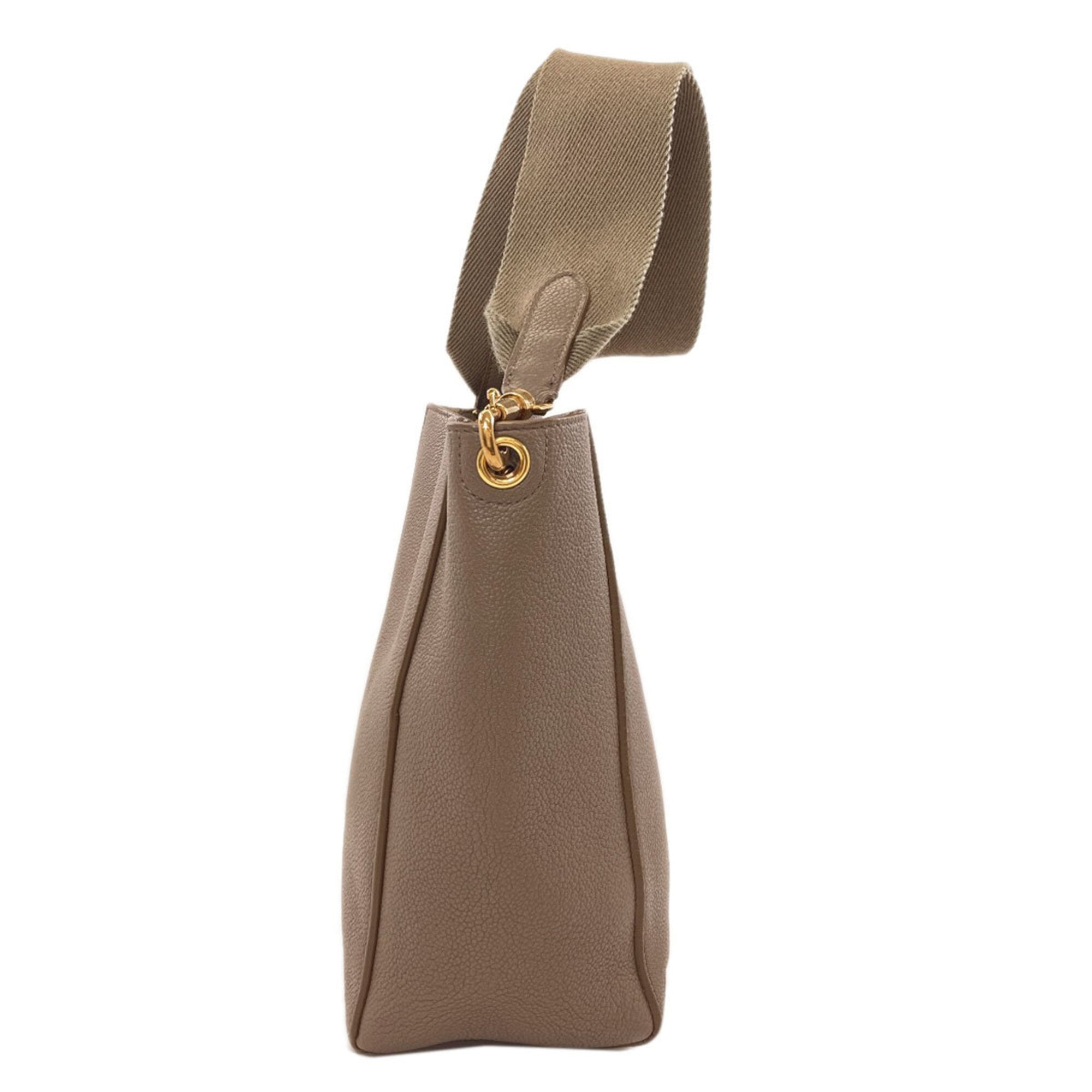 Celine Grayish Shoulder Bag (Pre-Owned)