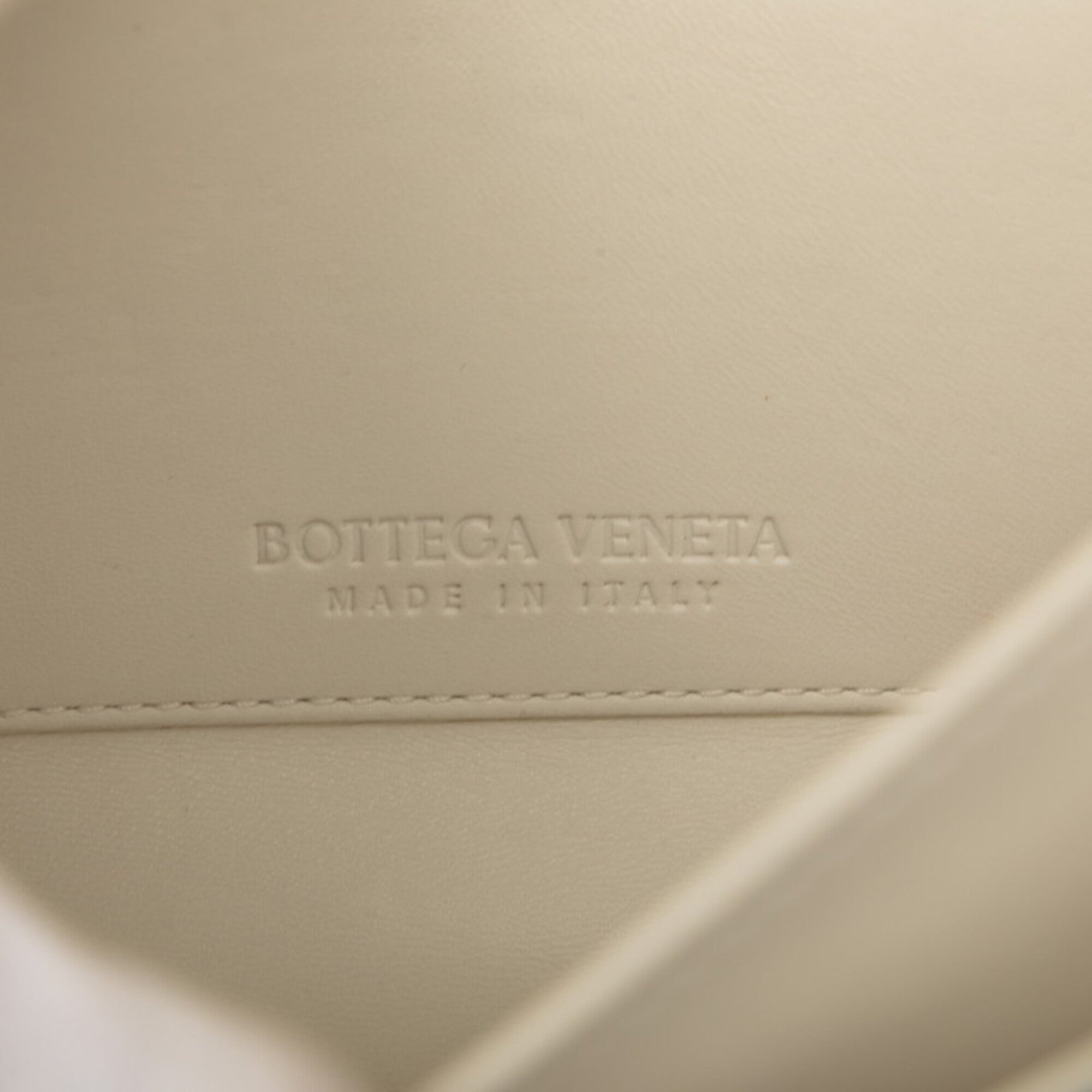 Bottega Veneta White Leather Handbag Shoulder Bag (Pre-Owned)