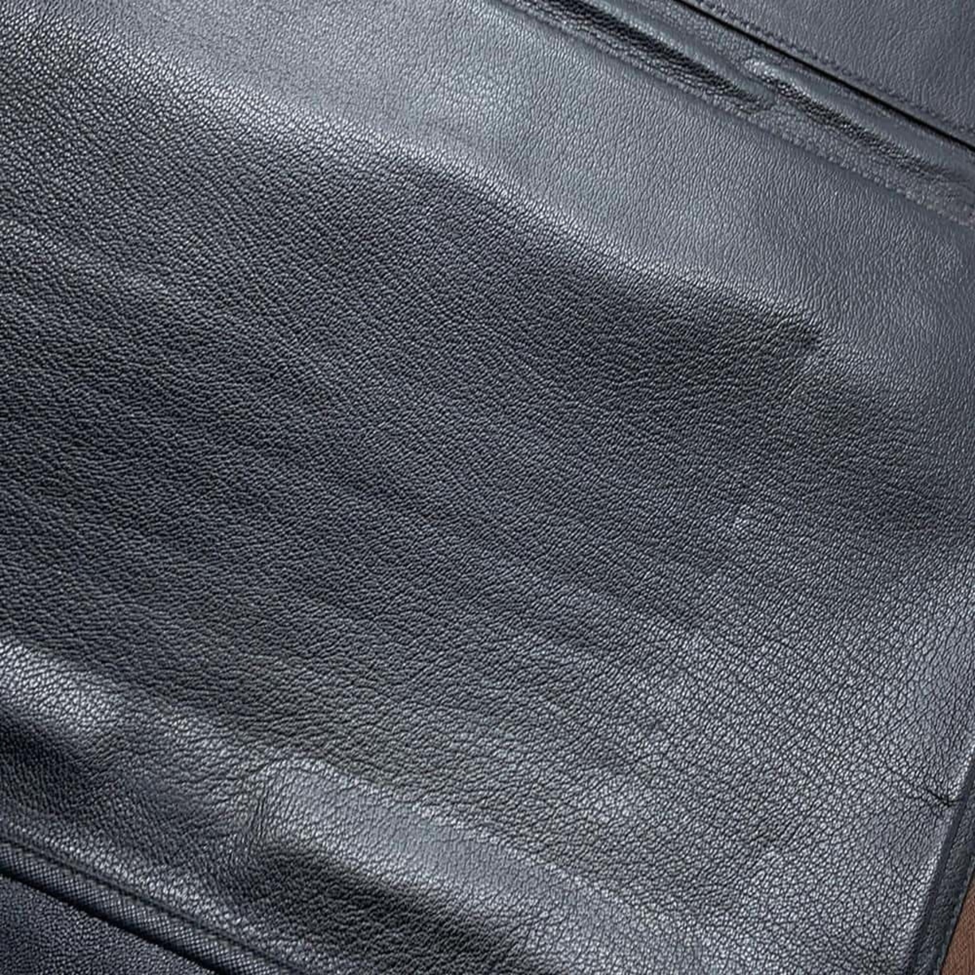 Prada Brown Leather Clutch Bag (Pre-Owned)