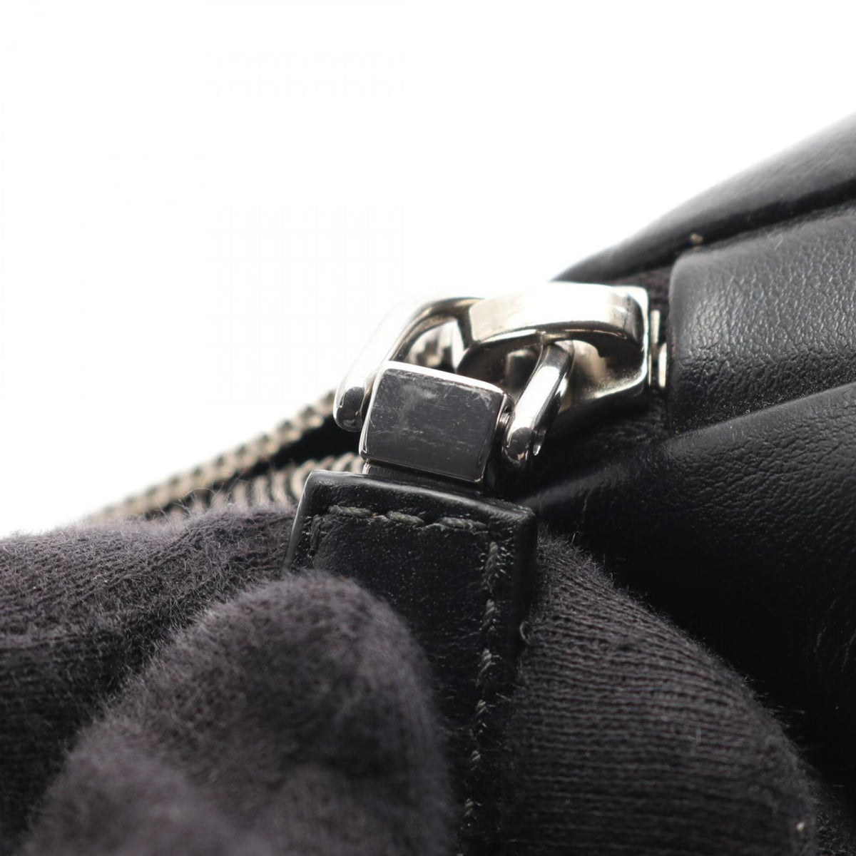Prada Black Leather Handbag Shoulder Bag (Pre-Owned)