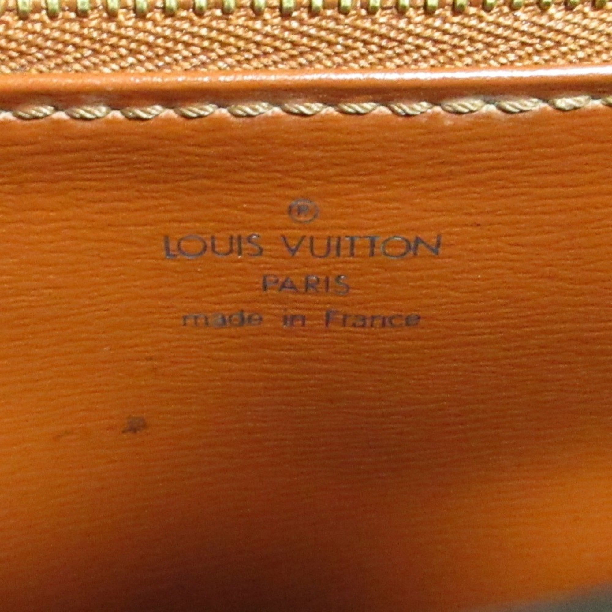 Louis Vuitton Brown Epi Leather Handbag (Pre-Owned)