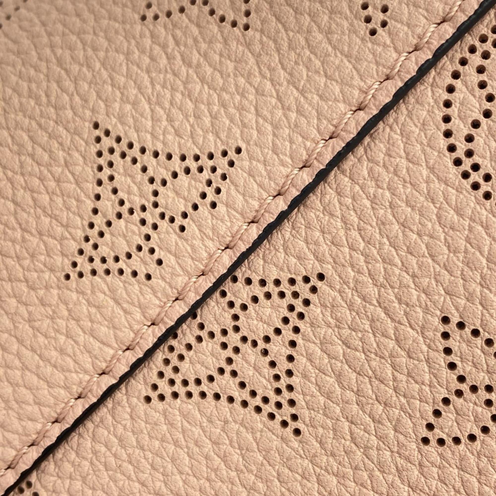 Louis Vuitton Magnolia Leather Handbag (Pre-Owned)