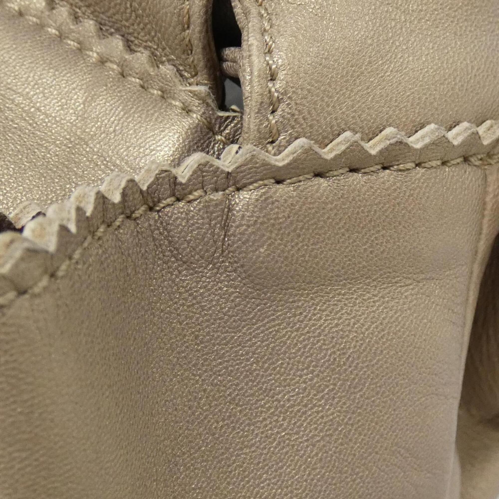 Loewe Gold Leather Handbag (Pre-Owned)