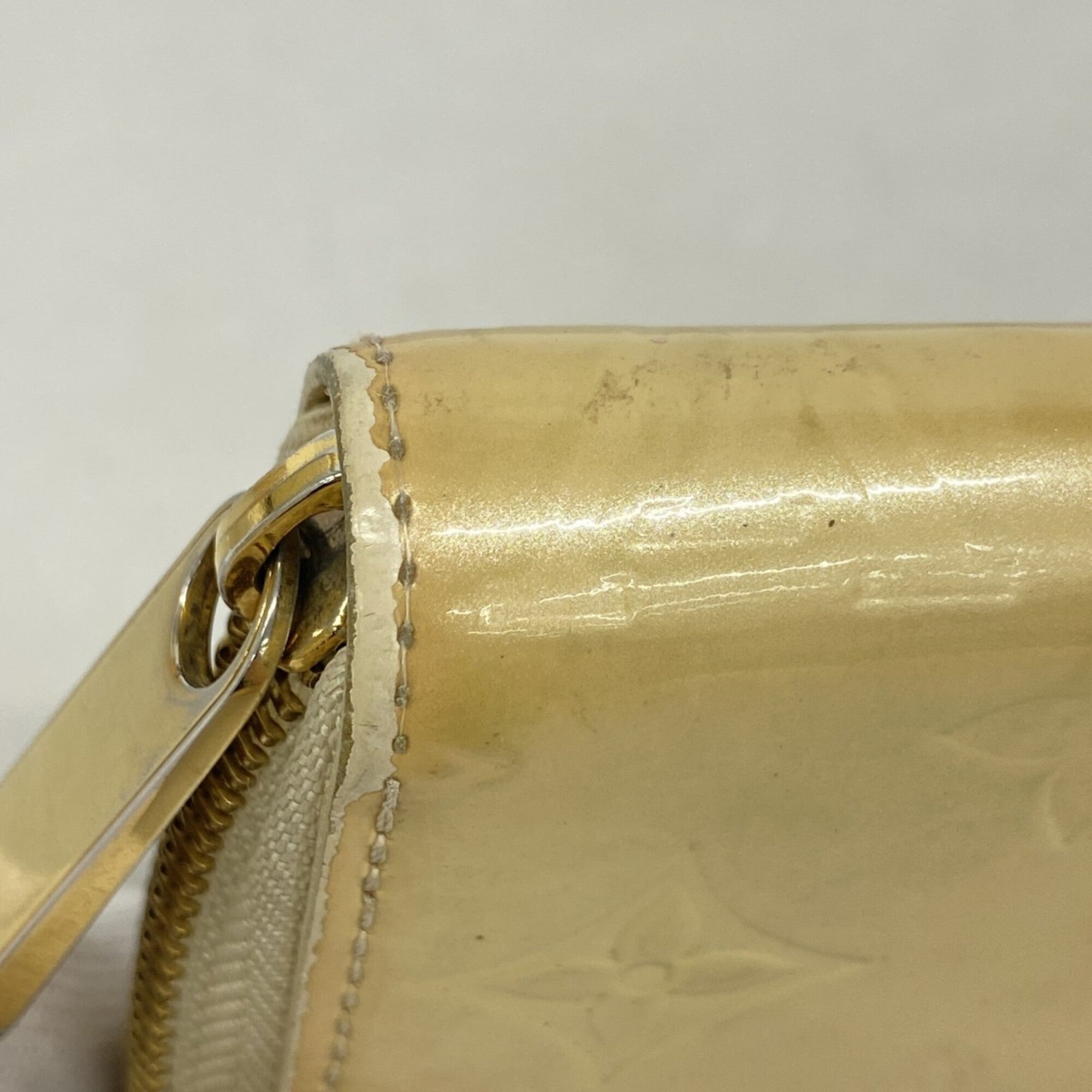 Louis Vuitton Blanc Corail Long Wallet (Bi-Fold) (Pre-Owned)