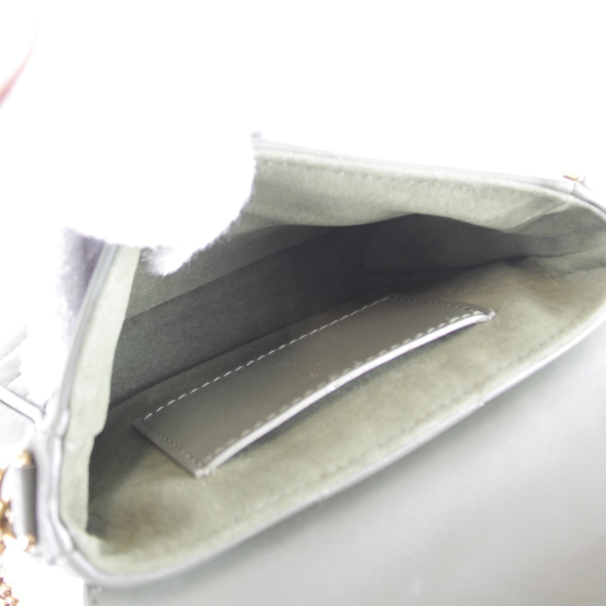 Louis Vuitton Khaki Leather Shoulder Bag (Pre-Owned)