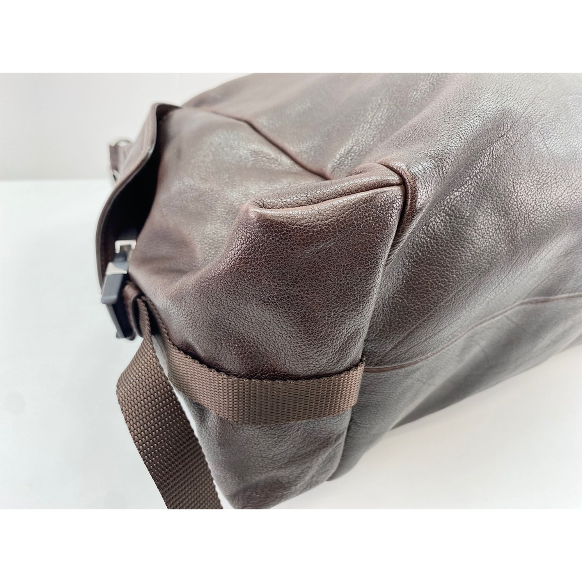 Prada Brown Shoulder Bag (Pre-Owned)