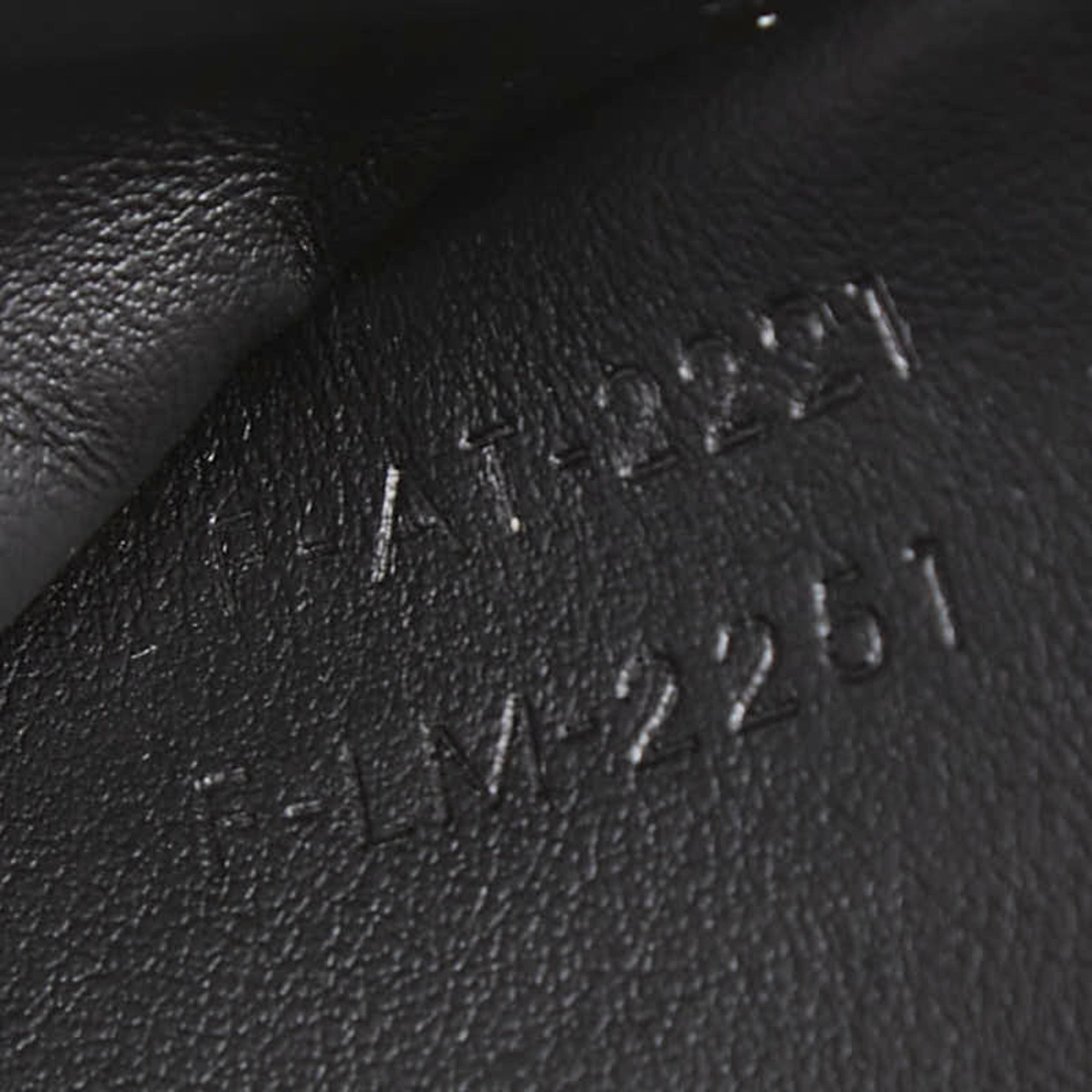 Celine Black Leather Wallet (Tri-Fold) (Pre-Owned)