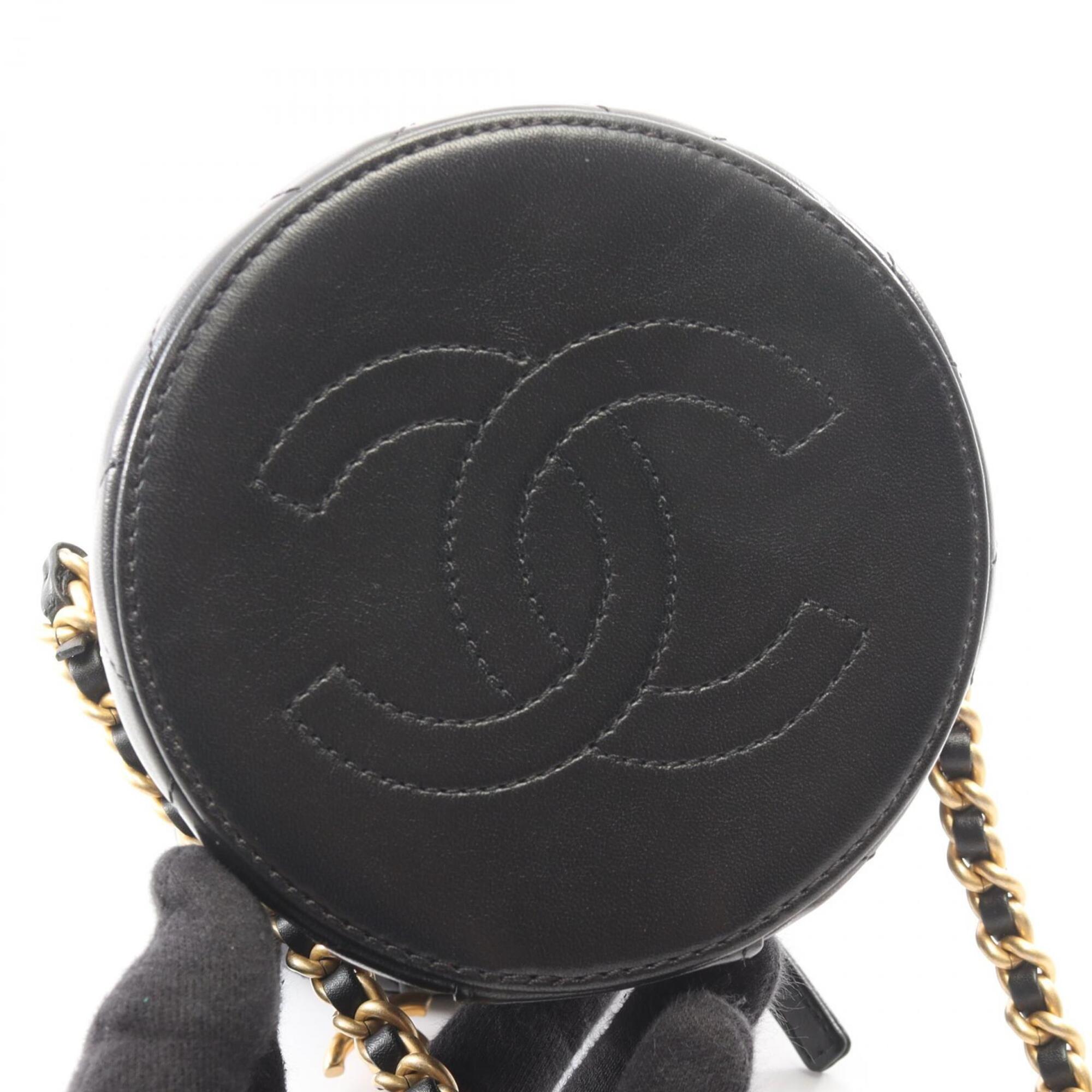 Chanel Black Leather Handbag Shoulder Bag (Pre-Owned)