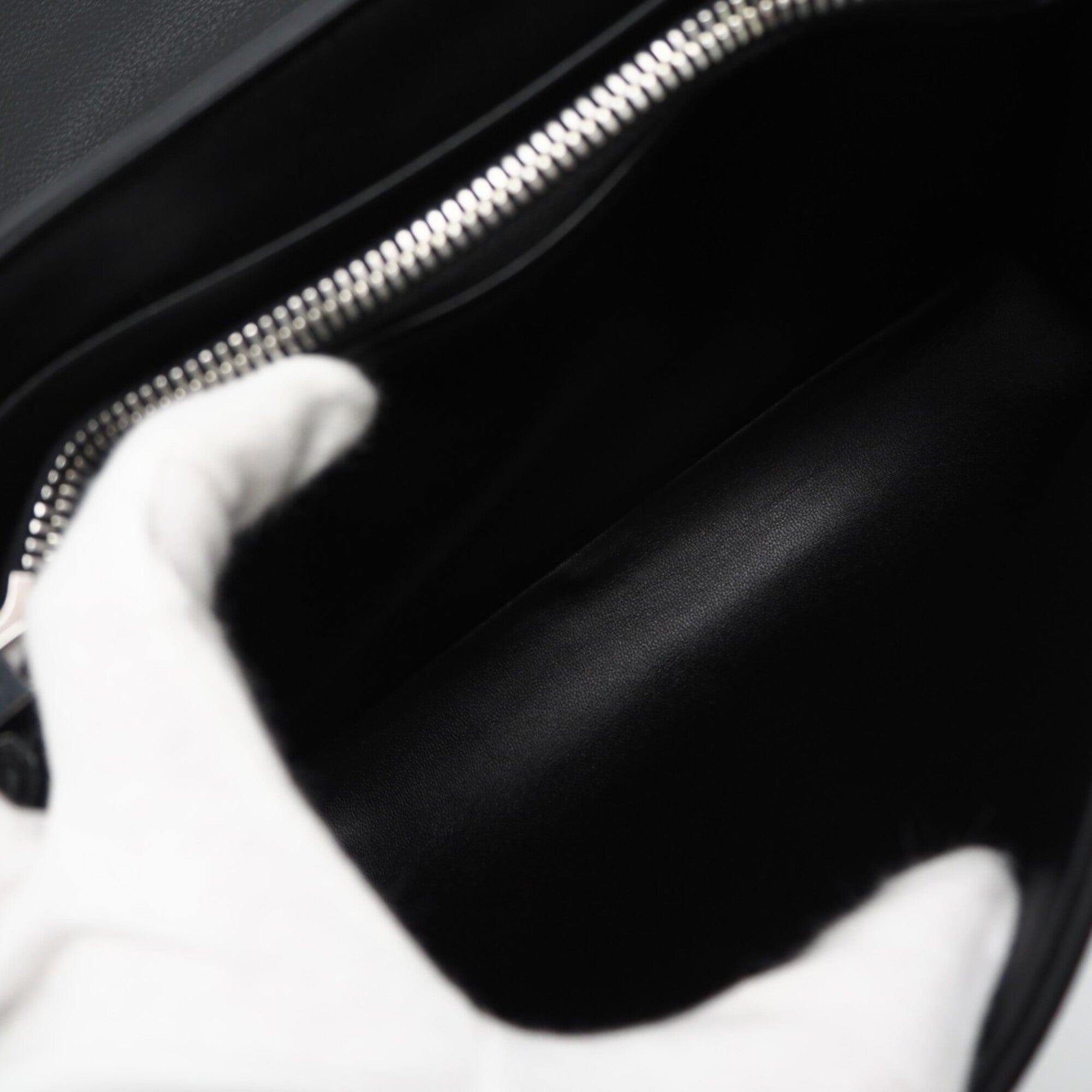 Celine Black Leather Shoulder Bag (Pre-Owned)