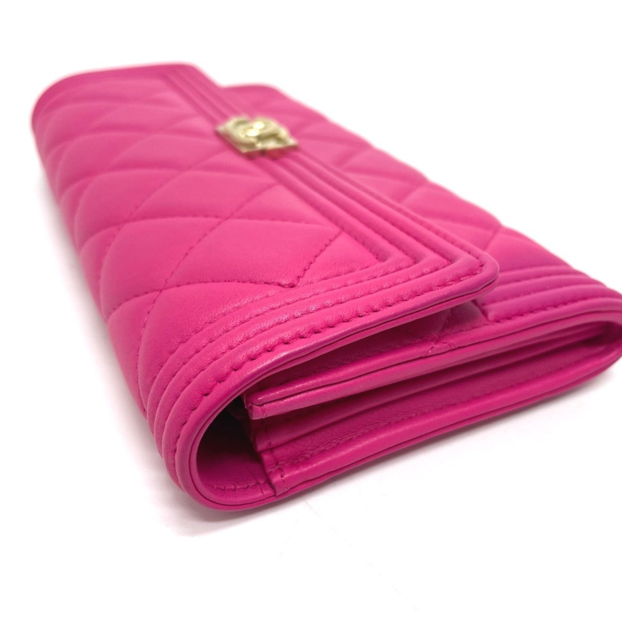 Chanel Matelasse Pink Leather Long Wallet (Bi-Fold) (Pre-Owned)