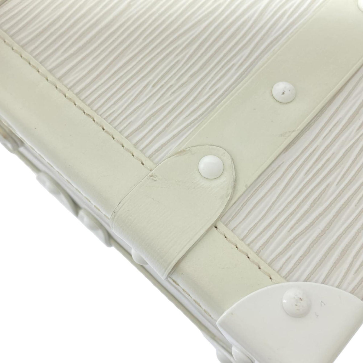 Louis Vuitton White Leather Shoulder Bag (Pre-Owned)