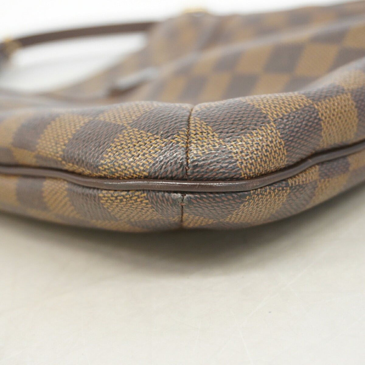 Louis Vuitton Ebene Shoulder Bag (Pre-Owned)