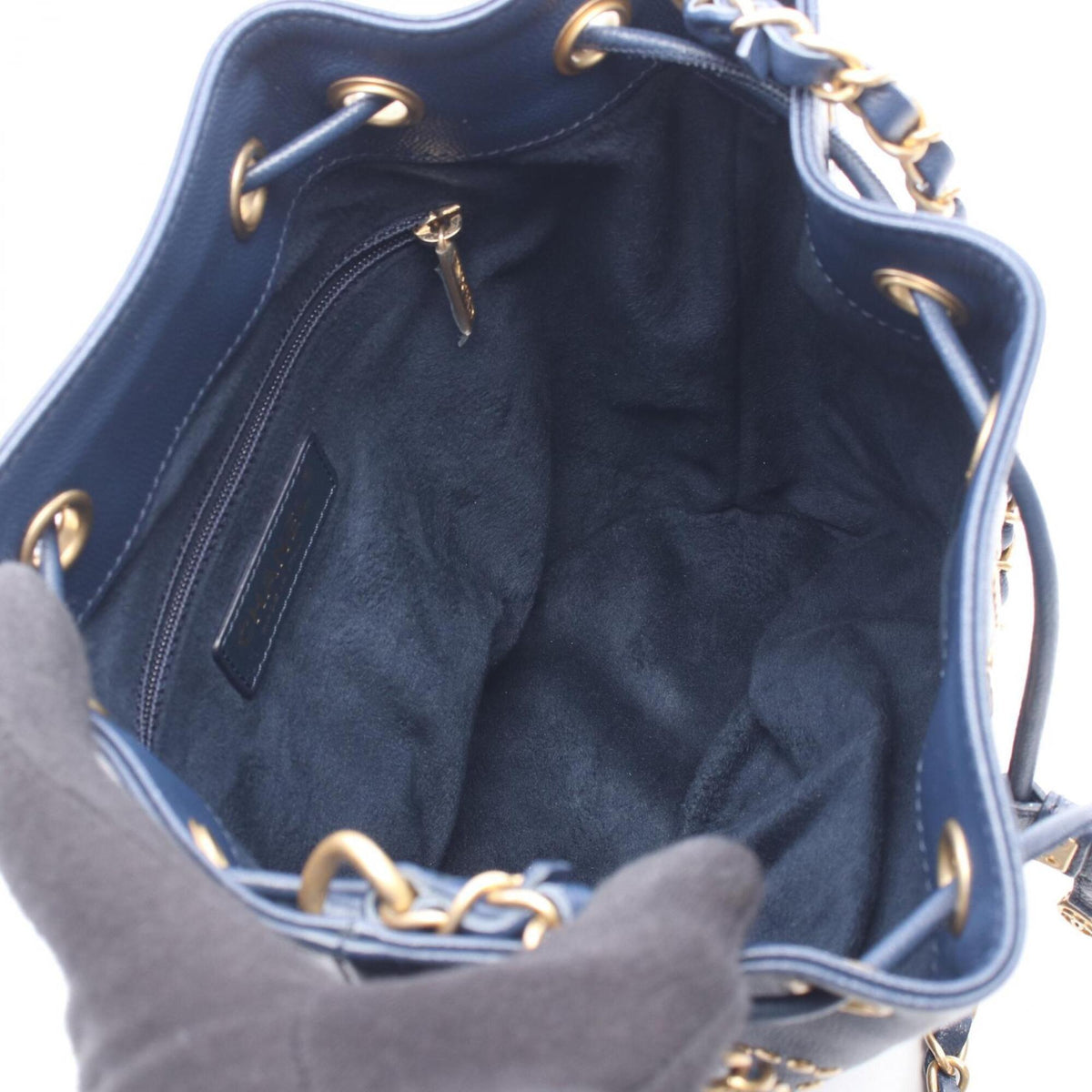 Chanel Navy Leather Handbag Shoulder Bag (Pre-Owned)