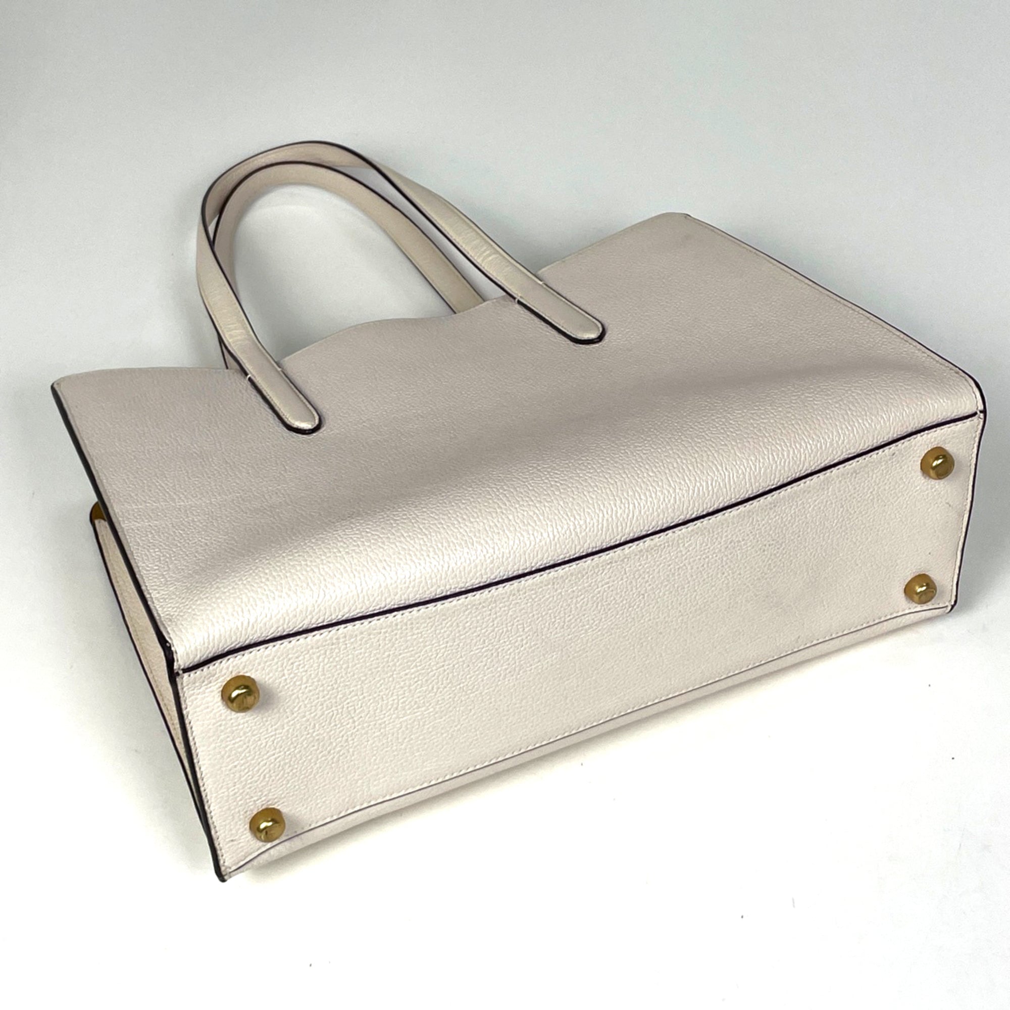 Coach White Leather Shoulder Bag Tote Bag (Pre-Owned)