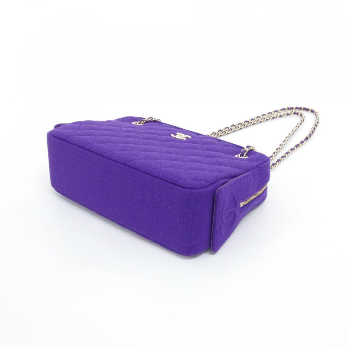 Chanel Purple Canvas Shoulder Bag (Pre-Owned)