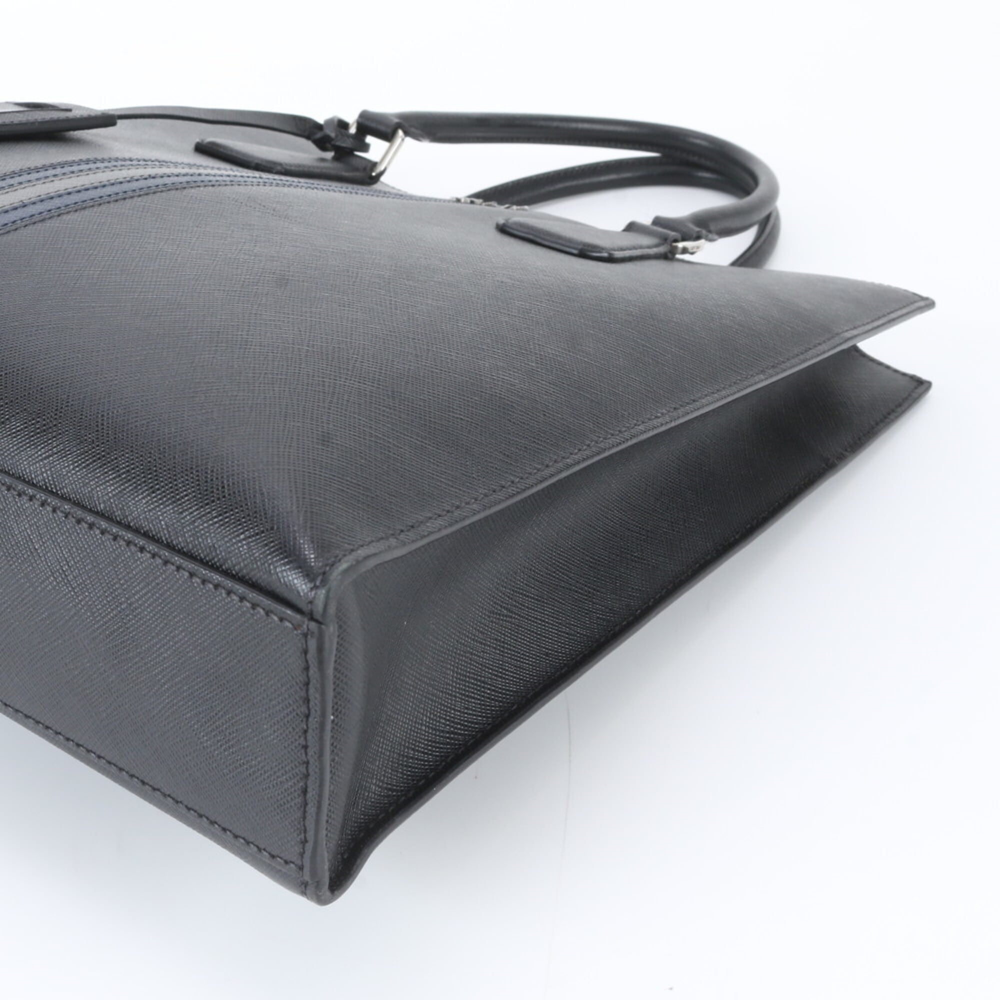 Prada Black Leather Shoulder Bag Tote Bag (Pre-Owned)
