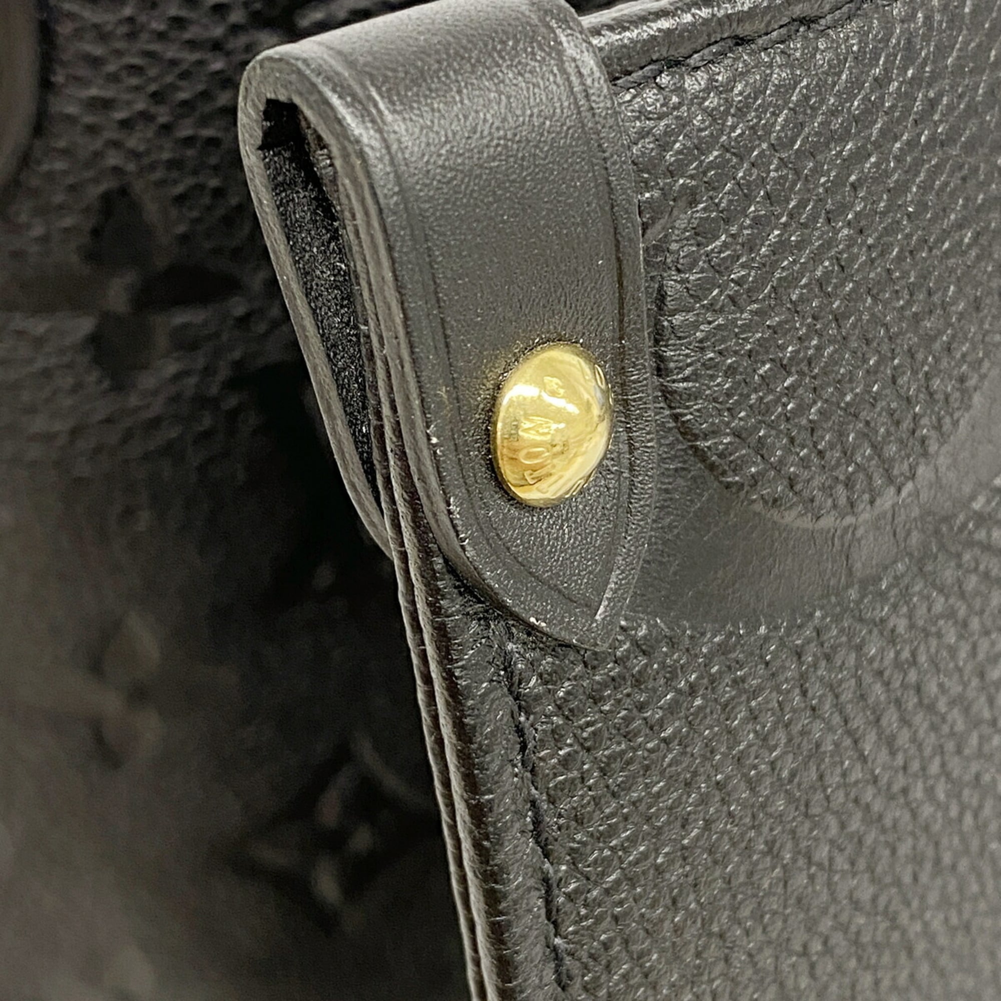 Louis Vuitton Noir Tote Bag (Pre-Owned)